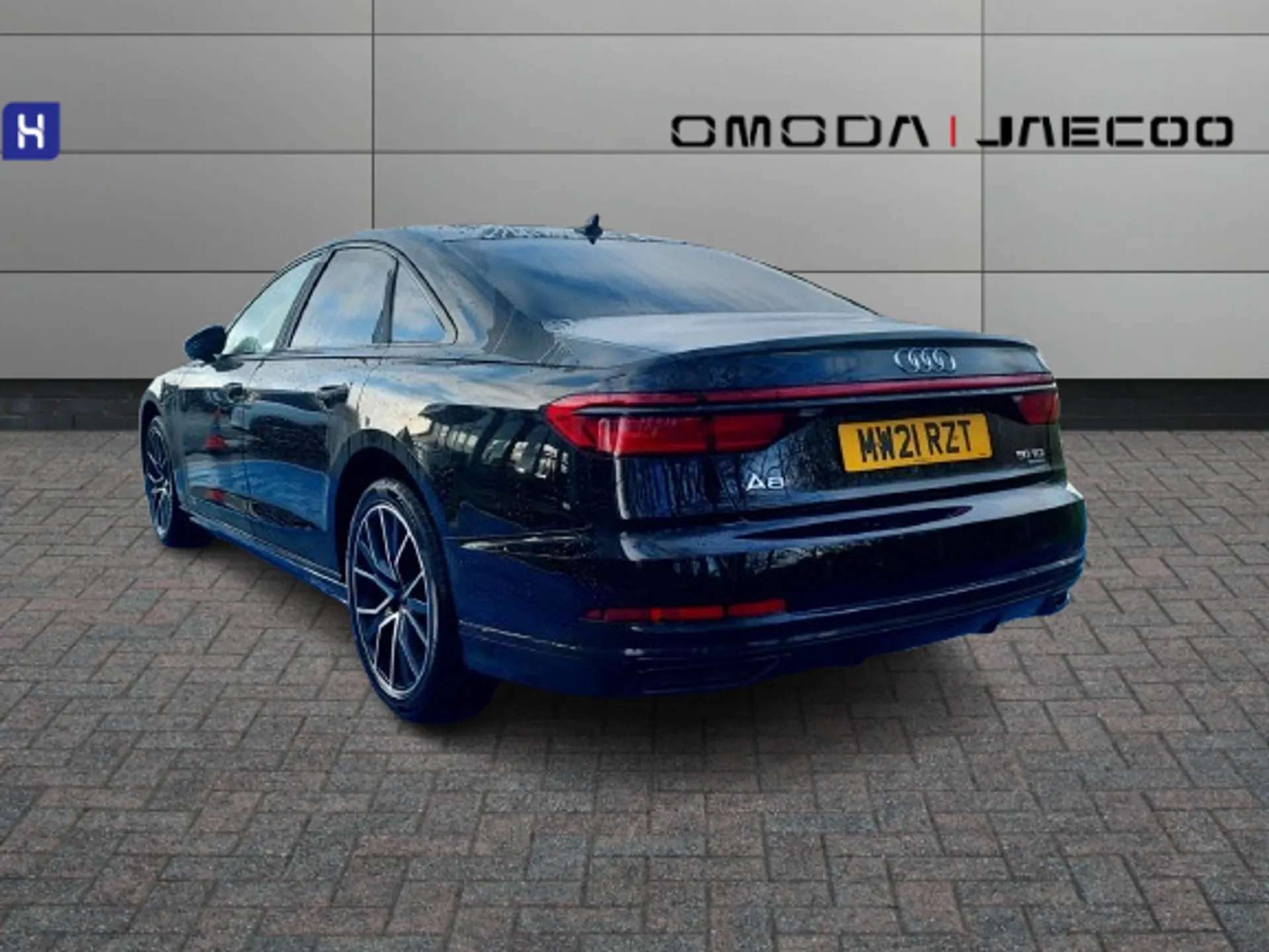 2021 AUDI A8 2021 AUDI A8