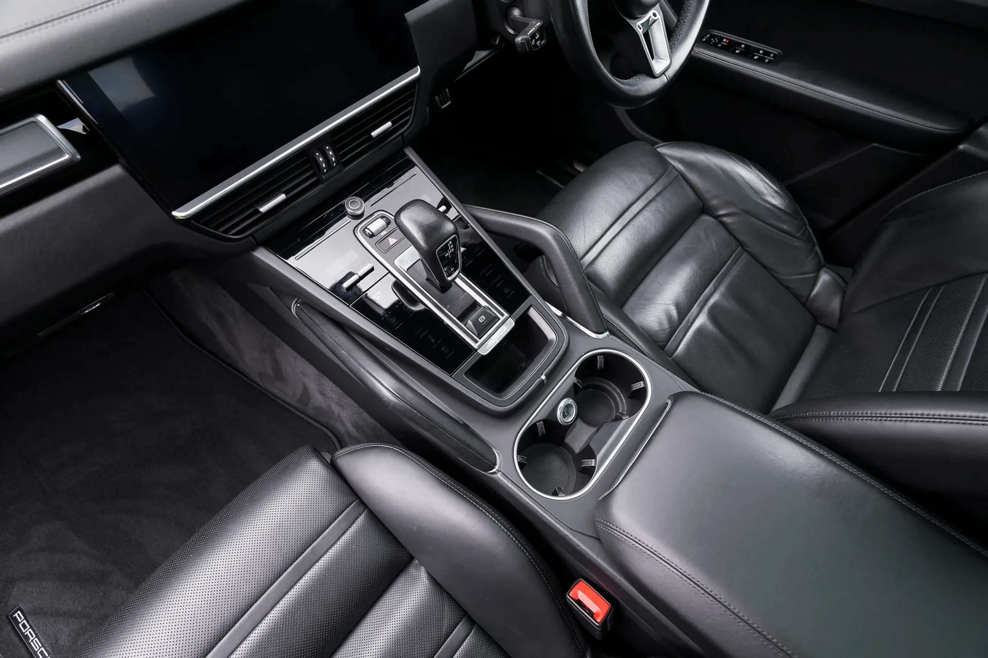2018 PORSCHE CAYENNE 2018 PORSCHE CAYENNE