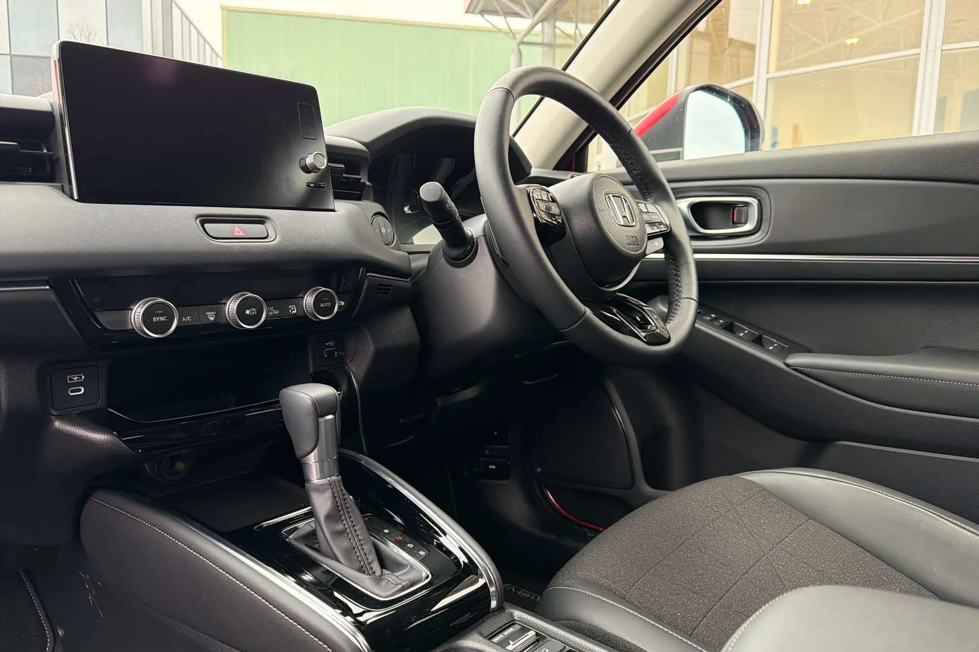 A 2025 HONDA HR-V 1.5 eHEV Advance 5dr CVT A 2025 HONDA HR-V 1.5 eHEV Advance 5dr CVT