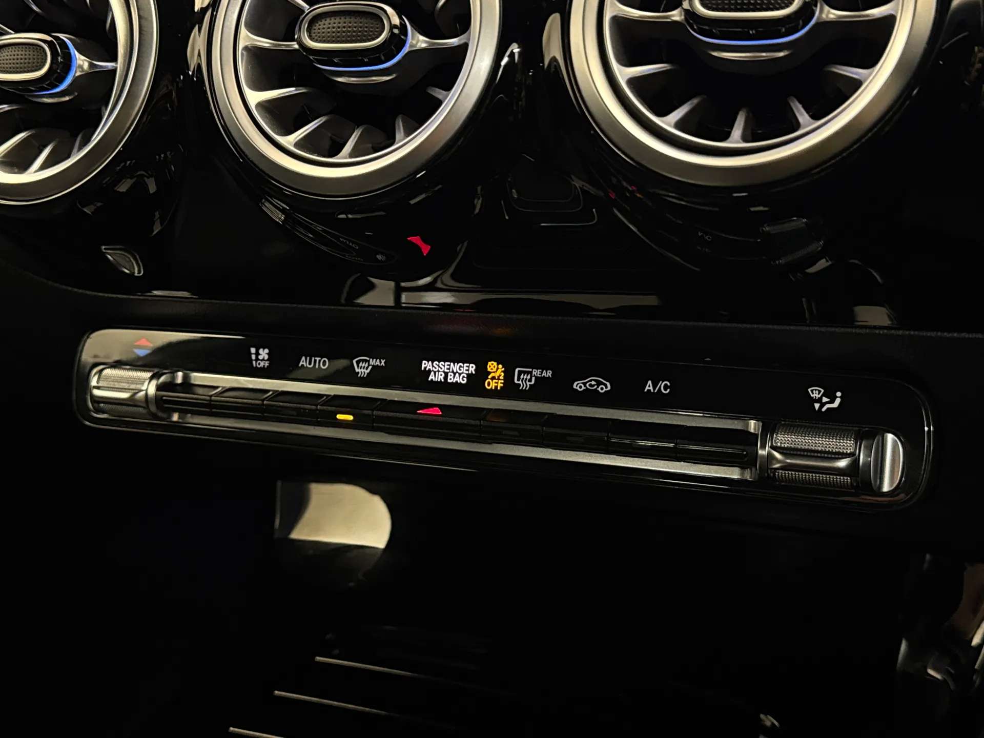 2024 MERCEDES-BENZ CLA CLASS 2024 MERCEDES-BENZ CLA CLASS