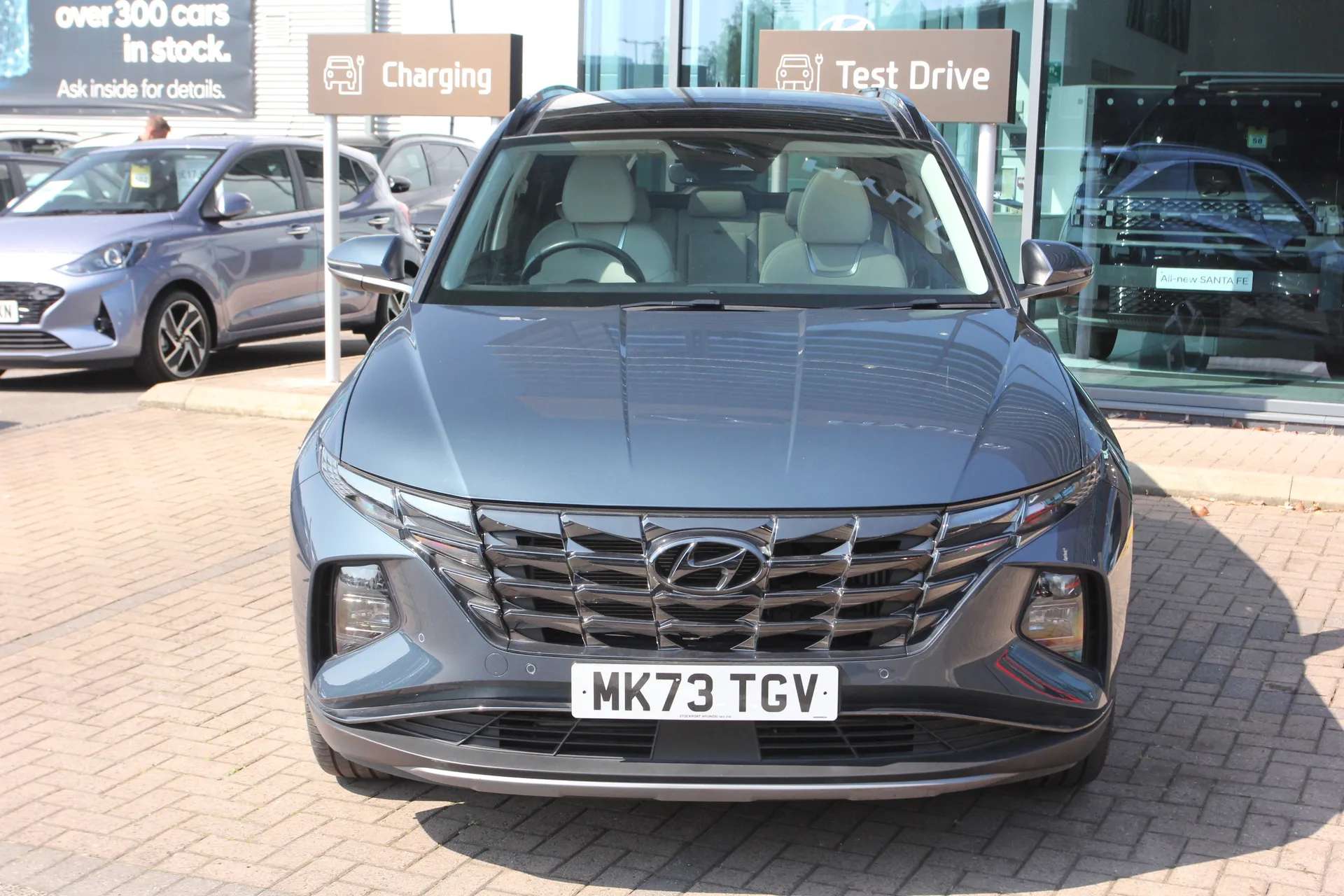A 2023 HYUNDAI TUCSON 1.6 TGDi Hybrid 230 Ultimate 5dr 2WD Auto ZERO DEPOSIT FINANCE AVAILABLE A 2023 HYUNDAI TUCSON 1.6 TGDi Hybrid 230 Ultimate 5dr 2WD Auto ZERO DEPOSIT FINANCE AVAILABLE