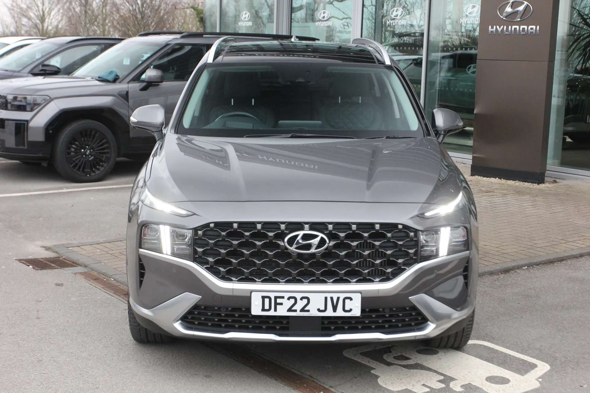 A 2022 HYUNDAI SANTA FE 1.6 TGDi Hybrid Ultimate 5dr 4WD Auto A 2022 HYUNDAI SANTA FE 1.6 TGDi Hybrid Ultimate 5dr 4WD Auto