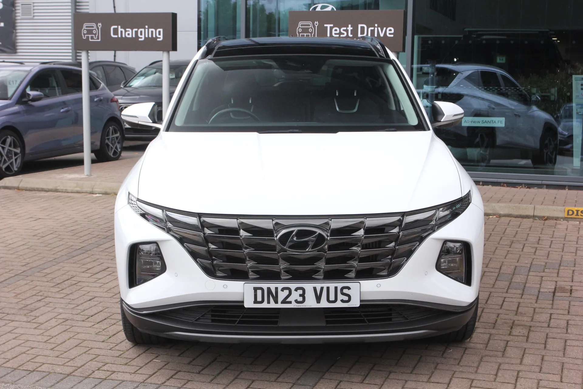 A 2023 HYUNDAI TUCSON 1.6 TGDi Plug-in Hybrid Ultimate 5dr 4WD Auto ZERO DEPOSIT FINANCE AVAILABLE A 2023 HYUNDAI TUCSON 1.6 TGDi Plug-in Hybrid Ultimate 5dr 4WD Auto ZERO DEPOSIT FINANCE AVAILABLE
