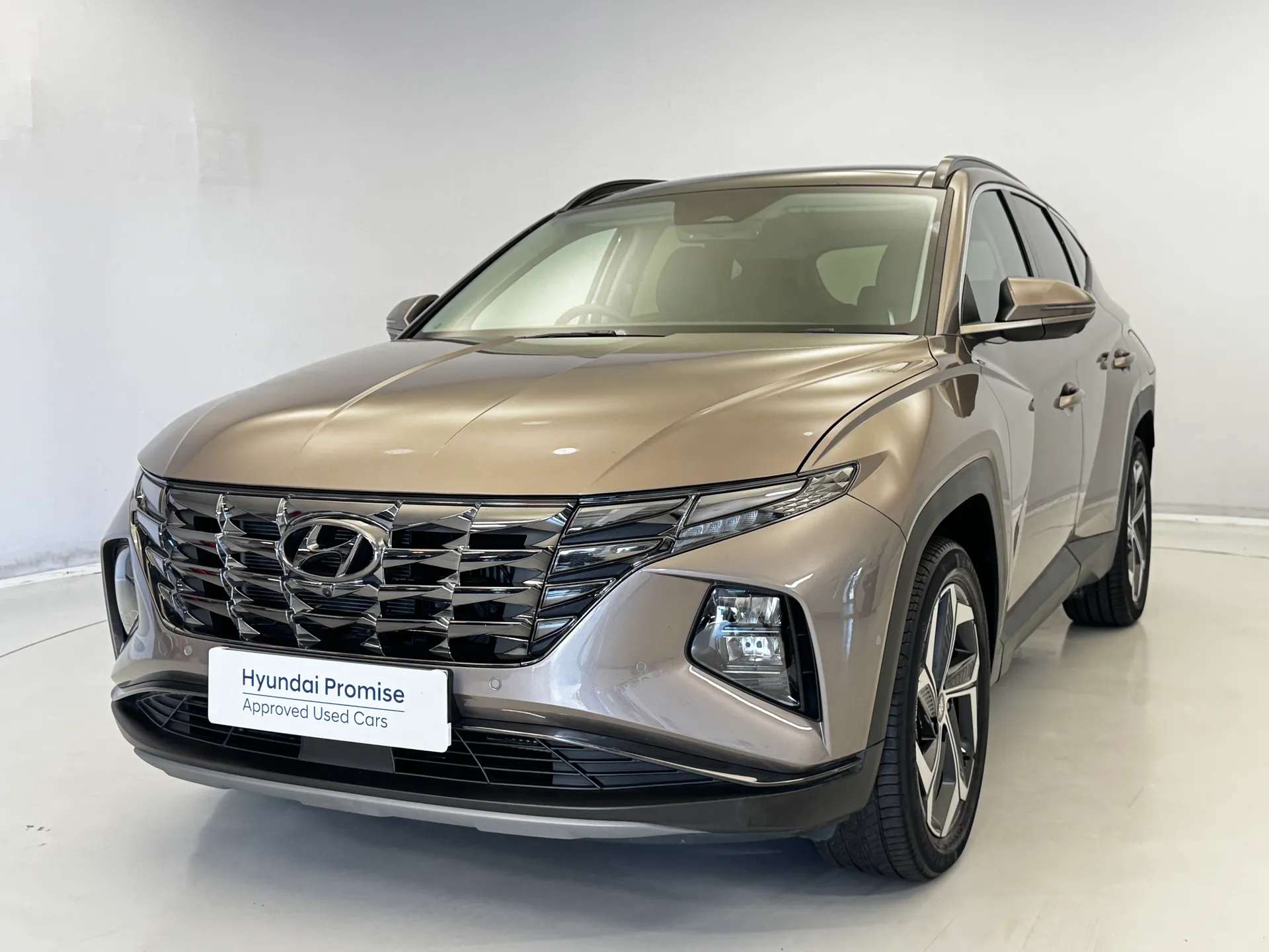 A 2023 HYUNDAI TUCSON 1.6 TGDi Plug-in Hybrid Ultimate 5dr 4WD Auto A 2023 HYUNDAI TUCSON 1.6 TGDi Plug-in Hybrid Ultimate 5dr 4WD Auto