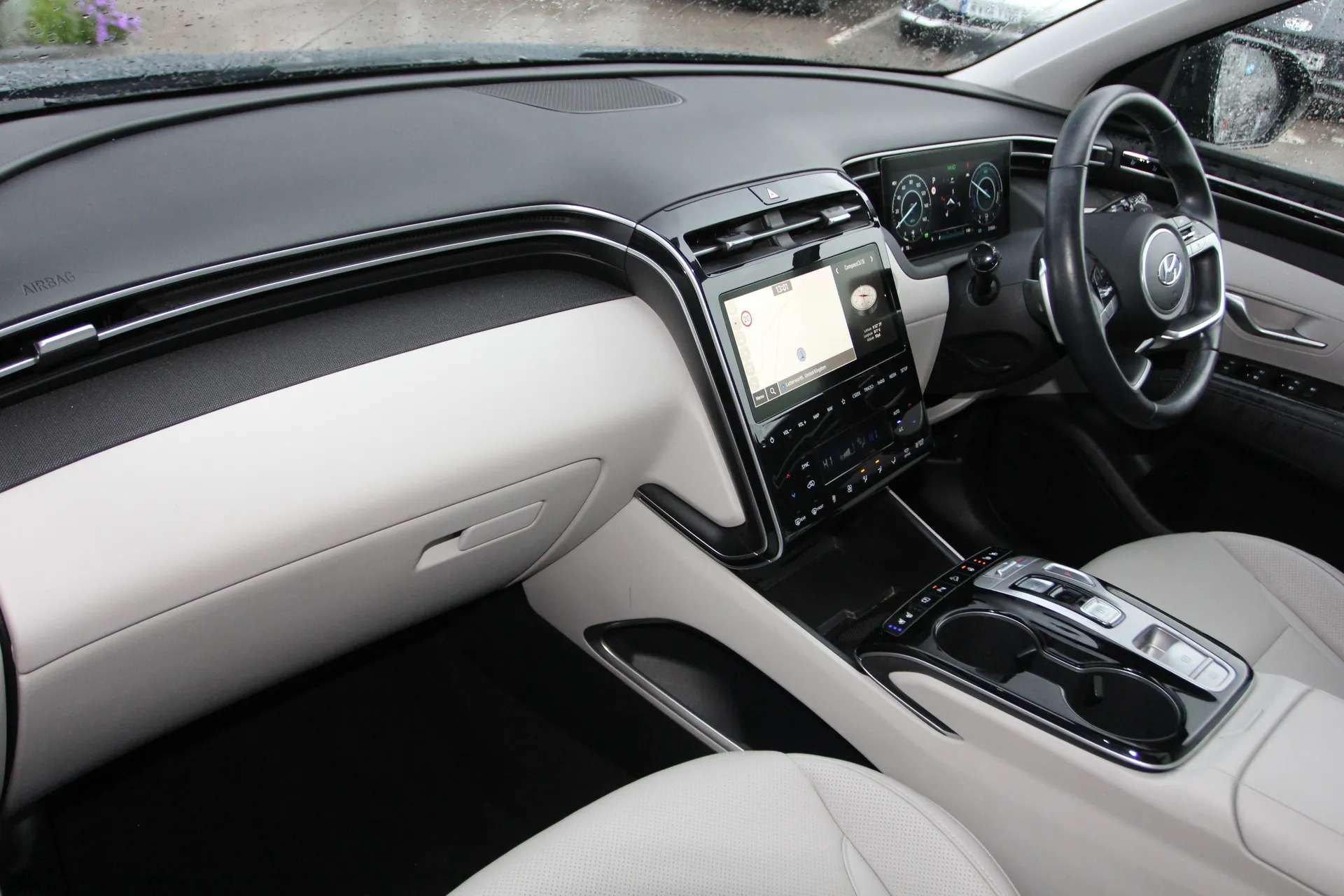 A 2022 HYUNDAI TUCSON 1.6 TGDi Plug-in Hybrid Ultimate 5dr 4WD Auto A 2022 HYUNDAI TUCSON 1.6 TGDi Plug-in Hybrid Ultimate 5dr 4WD Auto