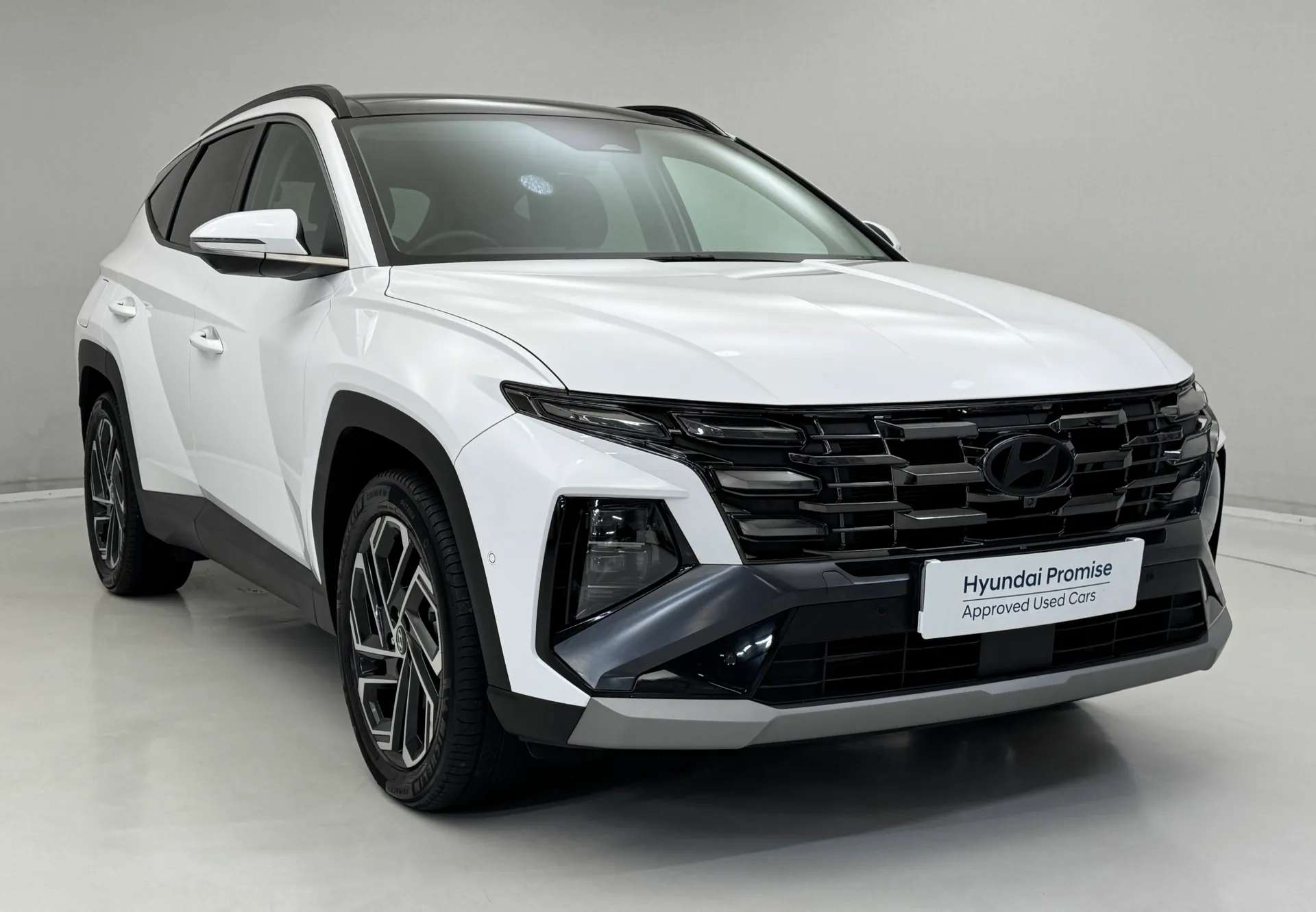 A 2025 HYUNDAI TUCSON 1.6T Plug-in Hybrid Ultimate 5dr 4WD Auto A 2025 HYUNDAI TUCSON 1.6T Plug-in Hybrid Ultimate 5dr 4WD Auto