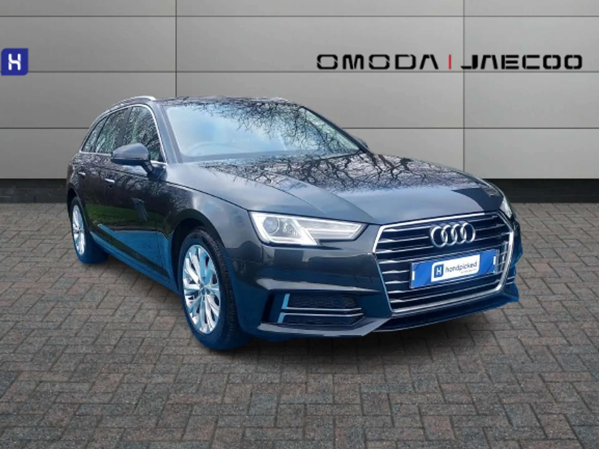 A 2020 AUDI A4 35 TDI SE 5dr S Tronic A 2020 AUDI A4 35 TDI SE 5dr S Tronic