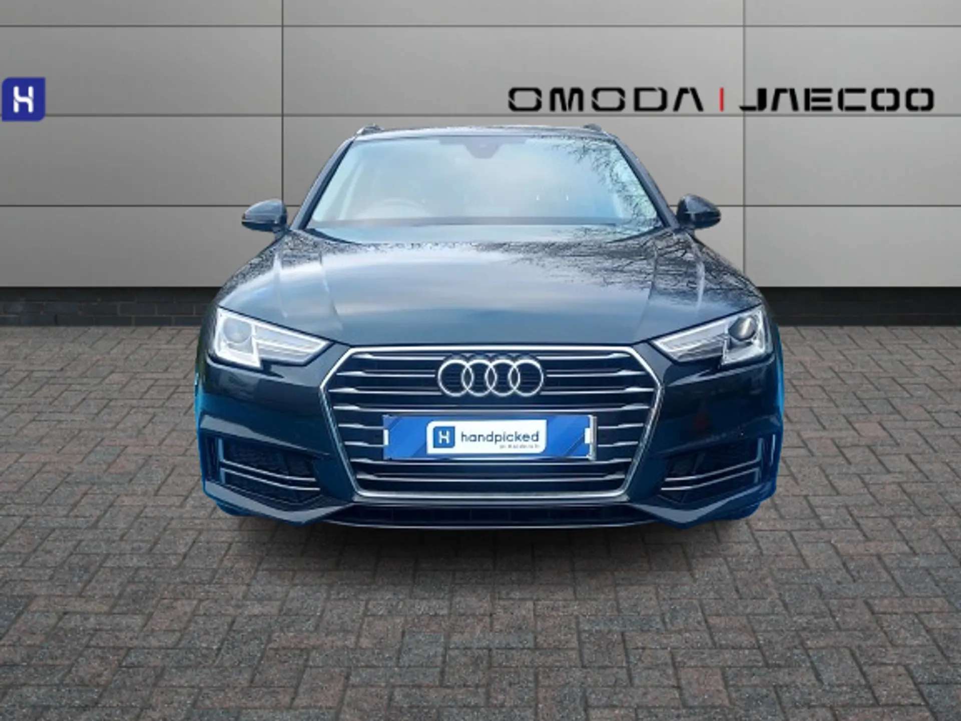 A 2020 AUDI A4 35 TDI SE 5dr S Tronic A 2020 AUDI A4 35 TDI SE 5dr S Tronic