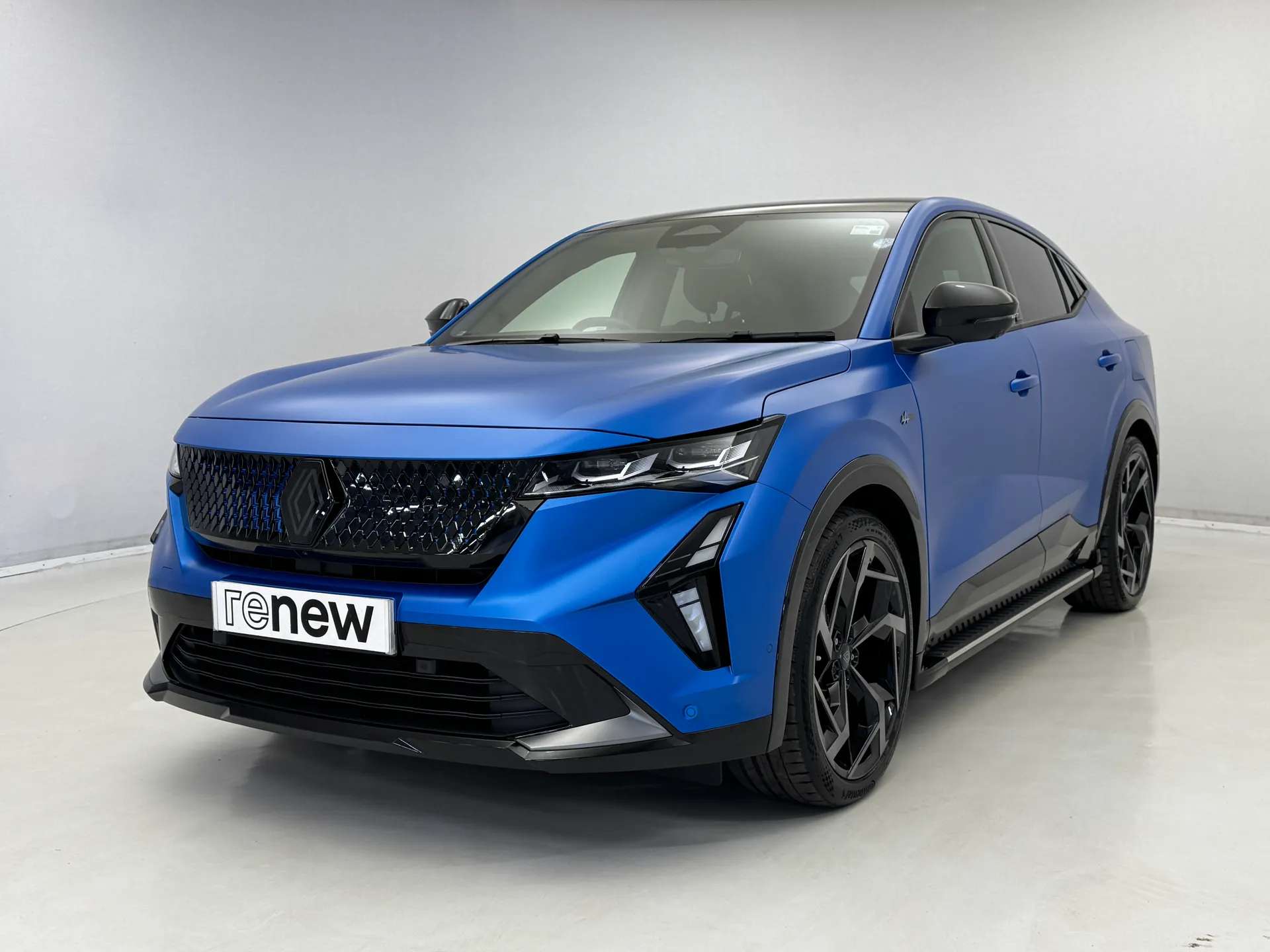 A 2025 RENAULT RAFALE E-Tech PHEV Atelier Alpine AWD 5dr Auto A 2025 RENAULT RAFALE E-Tech PHEV Atelier Alpine AWD 5dr Auto