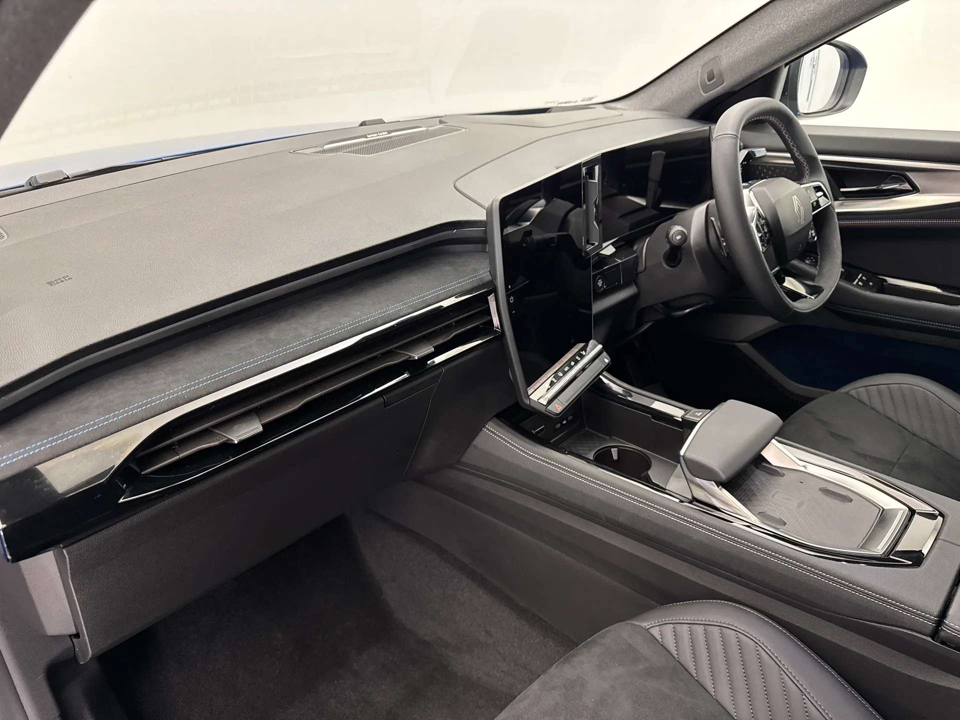 2025 RENAULT RAFALE 2025 RENAULT RAFALE