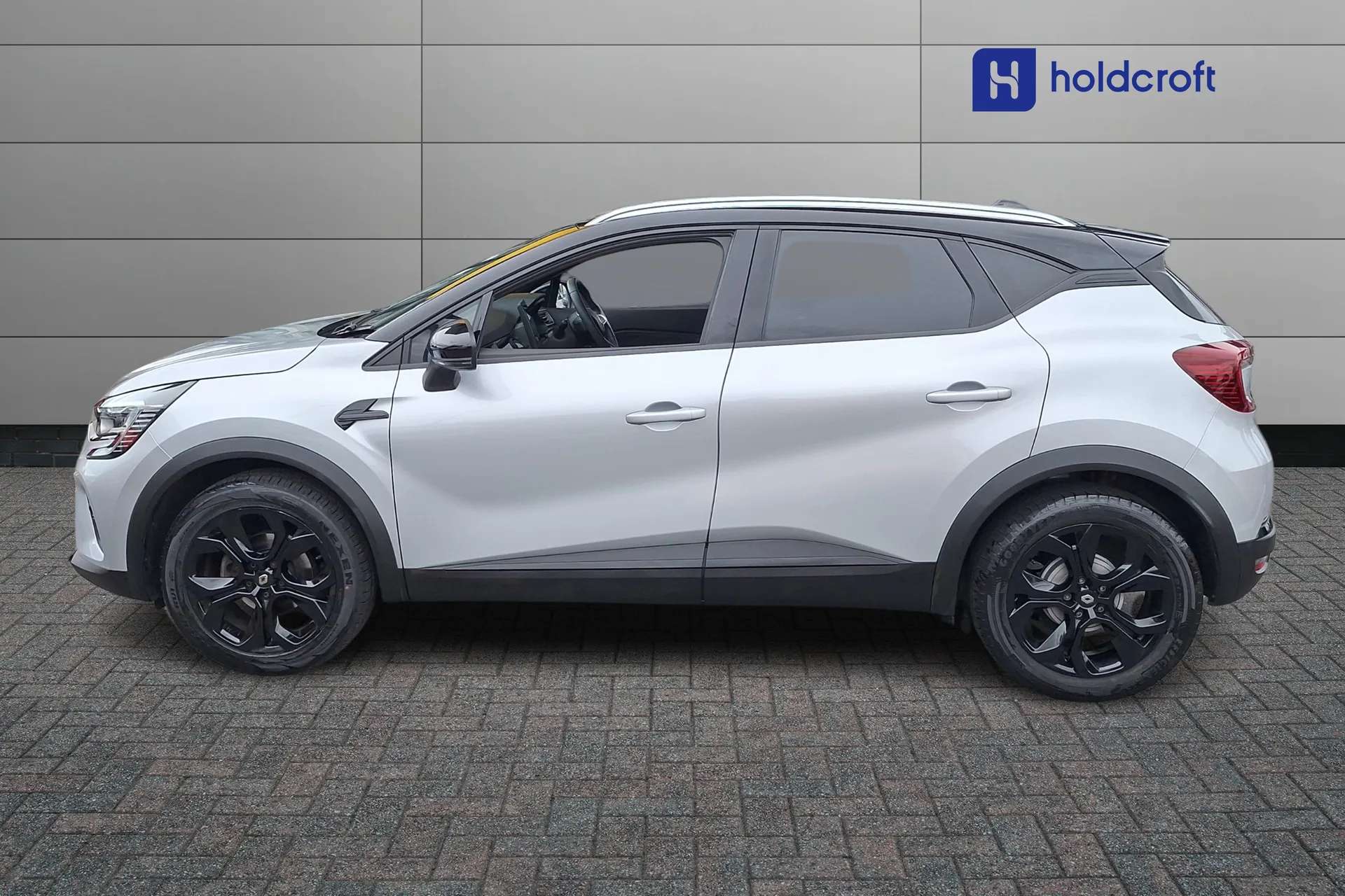 2023 RENAULT CAPTUR 2023 RENAULT CAPTUR