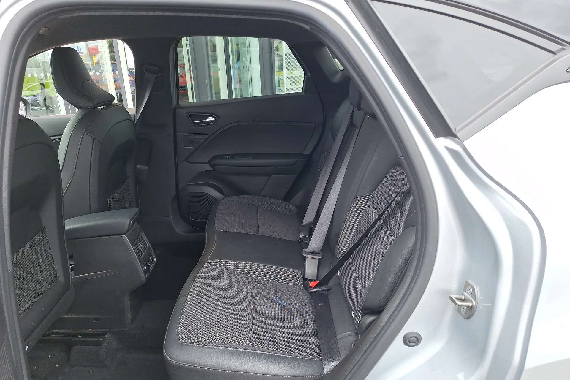 2023 RENAULT CAPTUR 2023 RENAULT CAPTUR