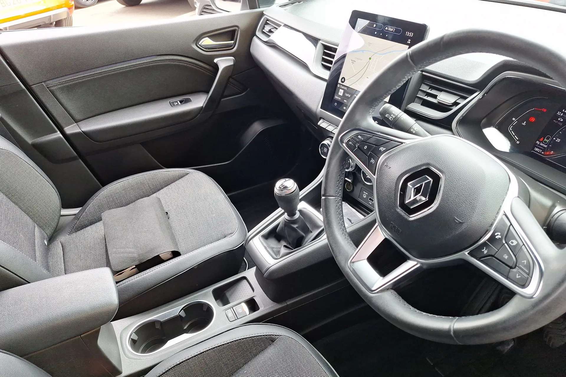 2023 RENAULT CAPTUR 2023 RENAULT CAPTUR