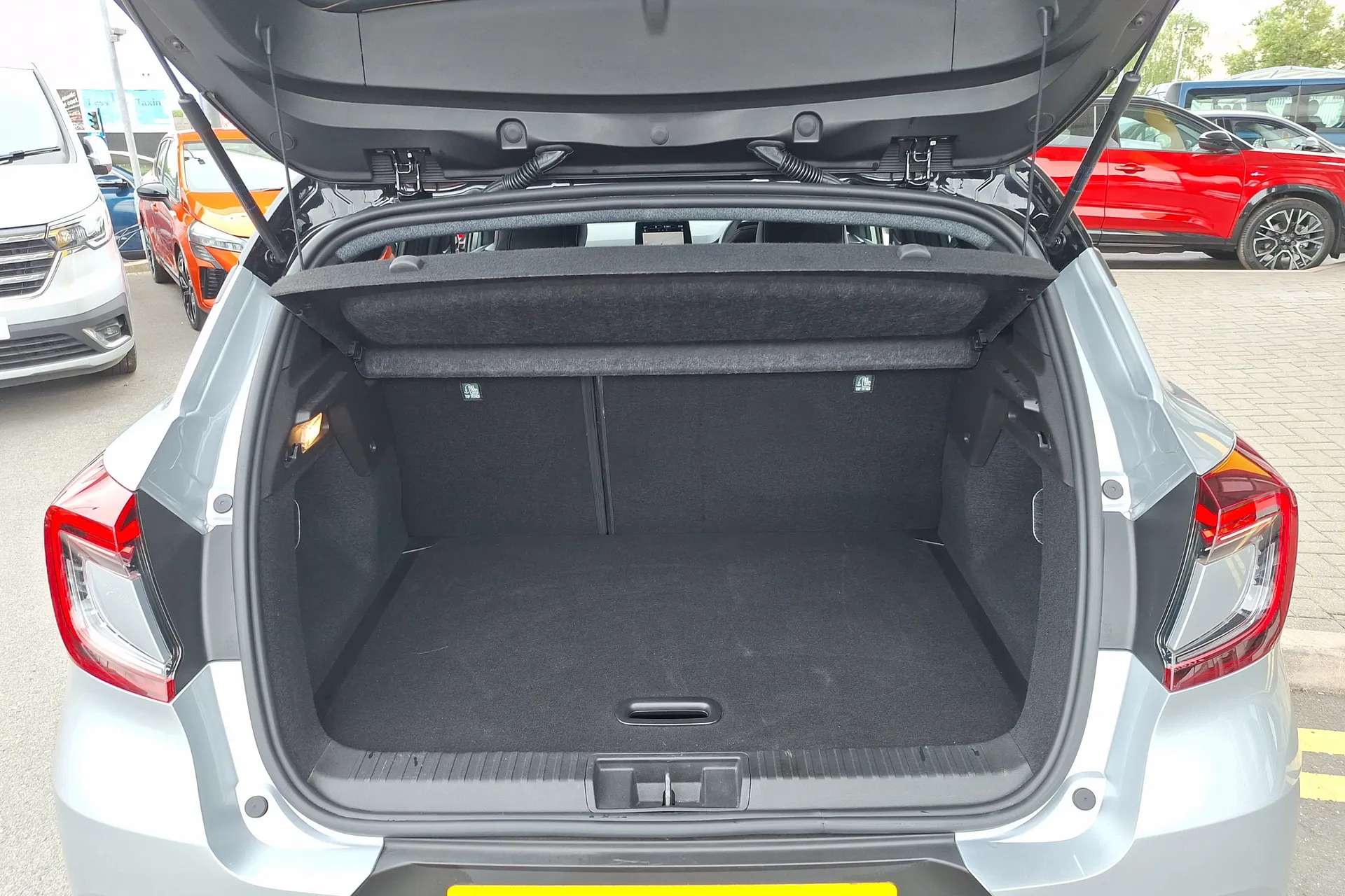 2023 RENAULT CAPTUR 2023 RENAULT CAPTUR