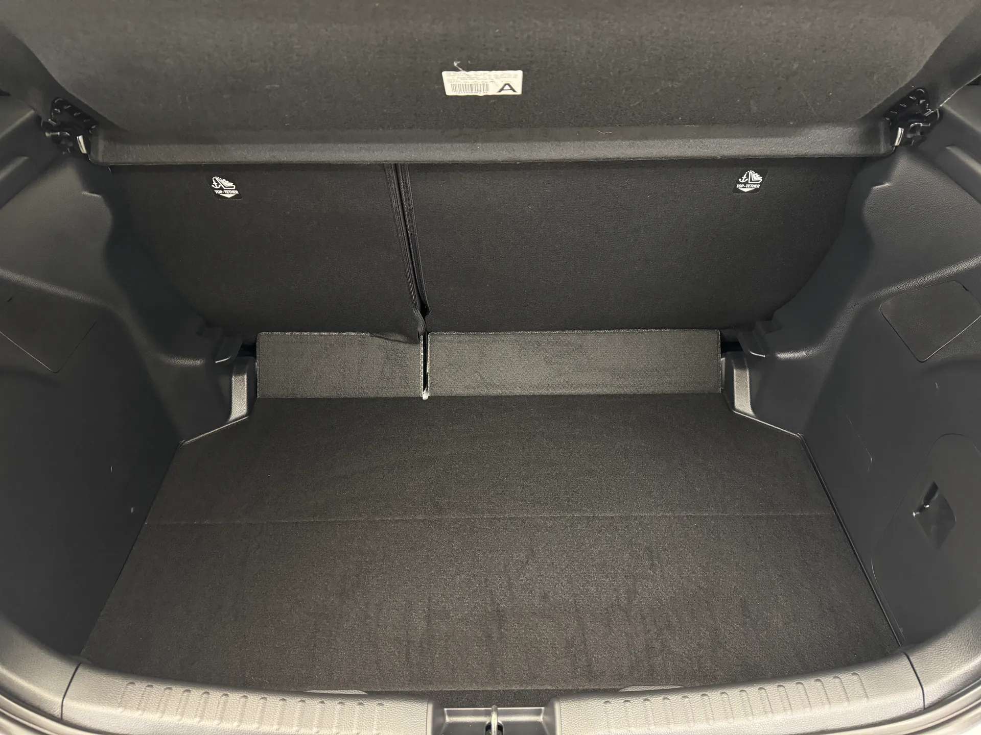 2024 MAZDA 2 HYBRID 2024 MAZDA 2 HYBRID