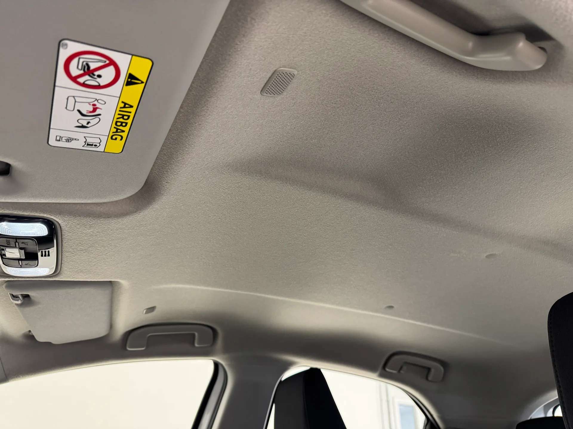 2024 MAZDA 2 HYBRID 2024 MAZDA 2 HYBRID