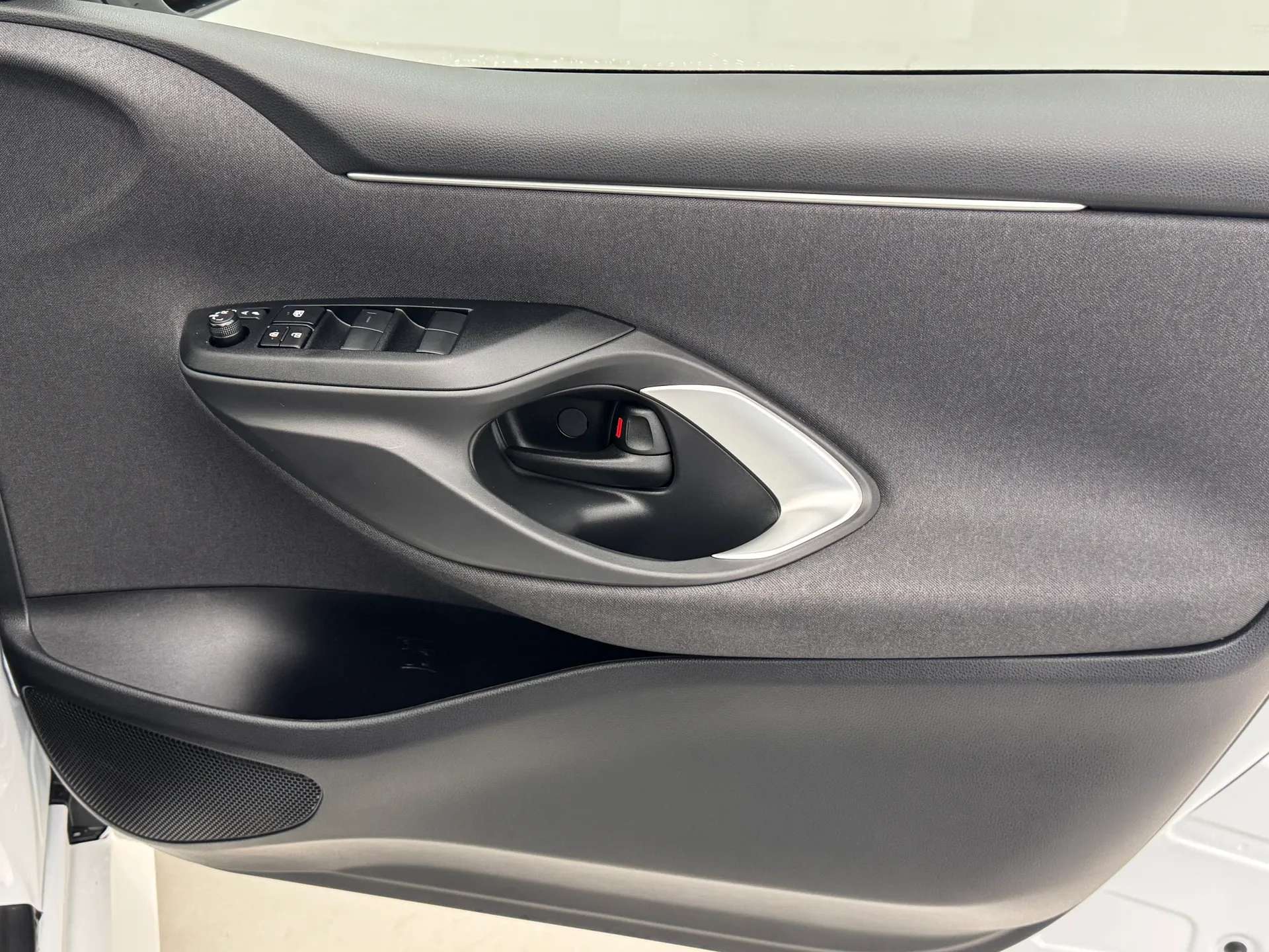 2024 MAZDA 2 HYBRID 2024 MAZDA 2 HYBRID