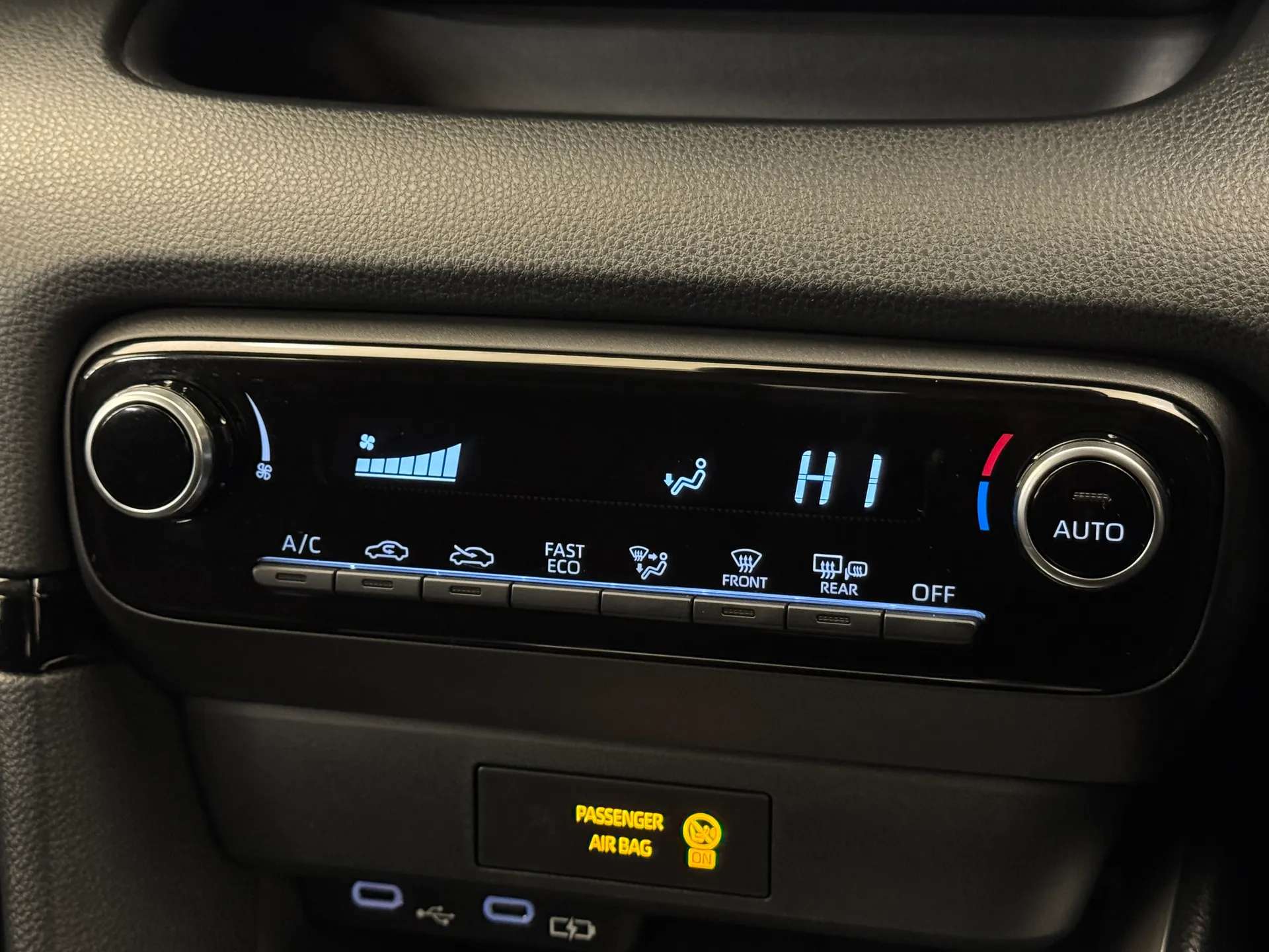 2024 MAZDA 2 HYBRID 2024 MAZDA 2 HYBRID