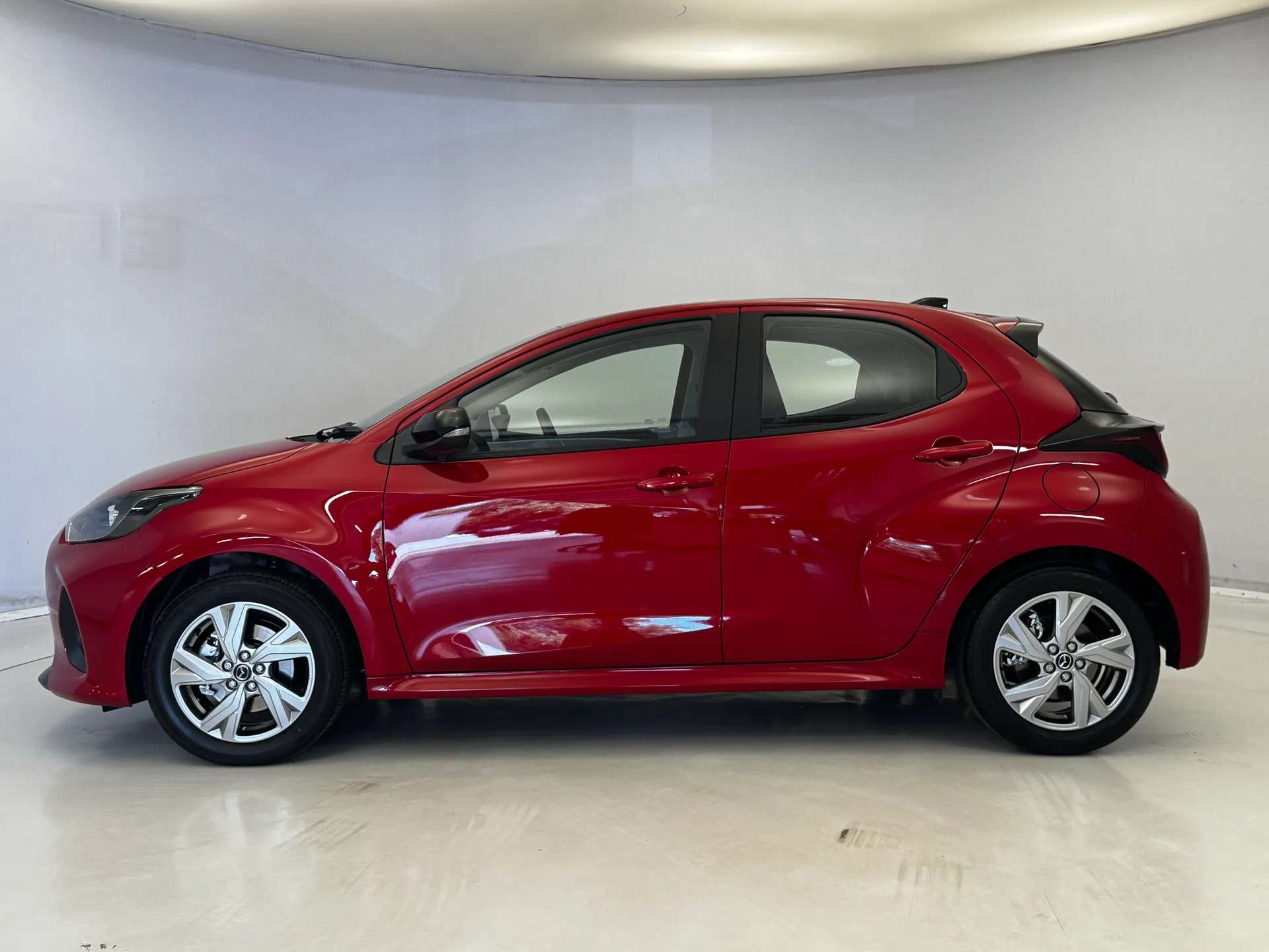 2026 MAZDA 2 HYBRID 2026 MAZDA 2 HYBRID