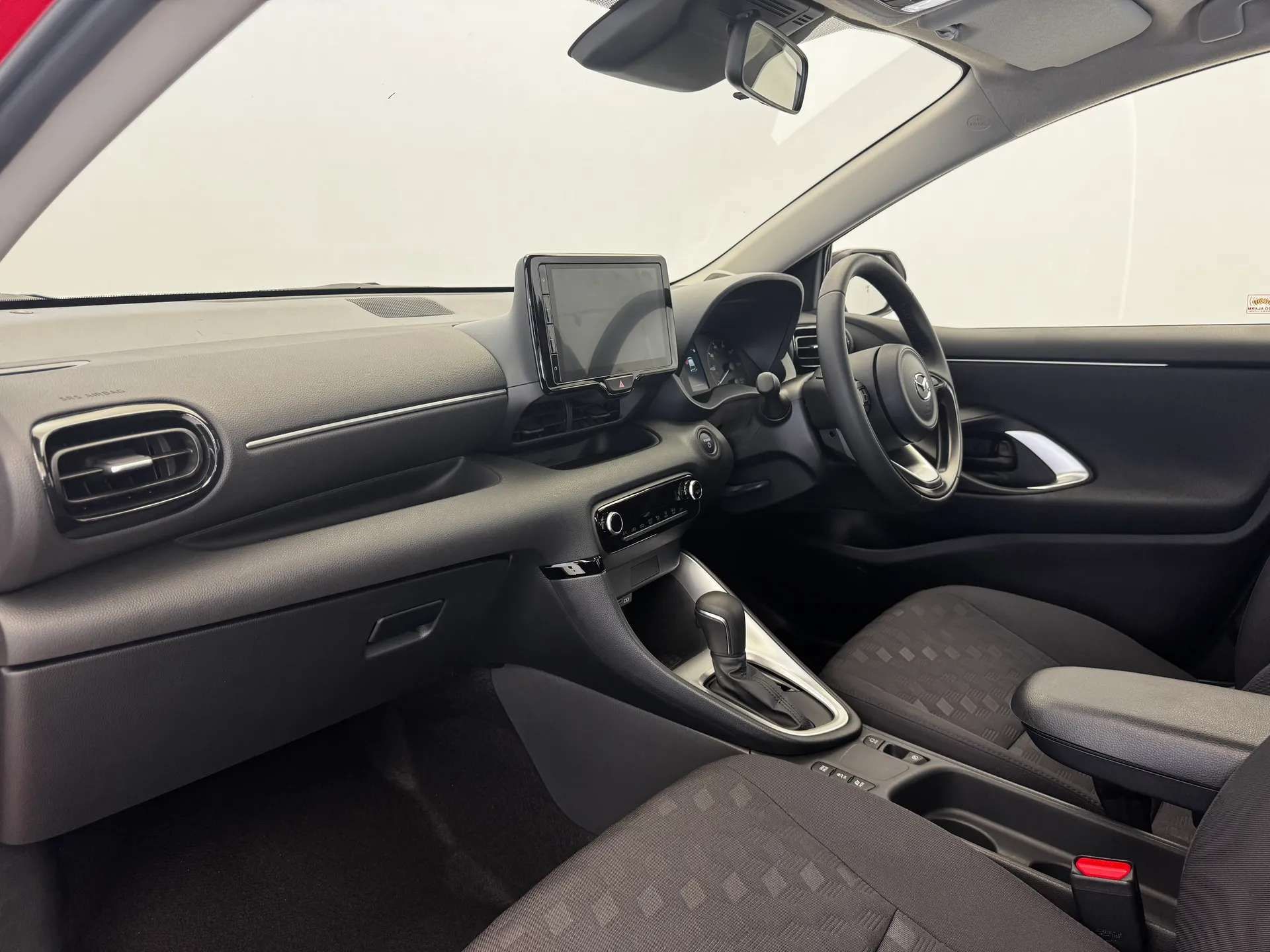 2026 MAZDA 2 HYBRID 2026 MAZDA 2 HYBRID