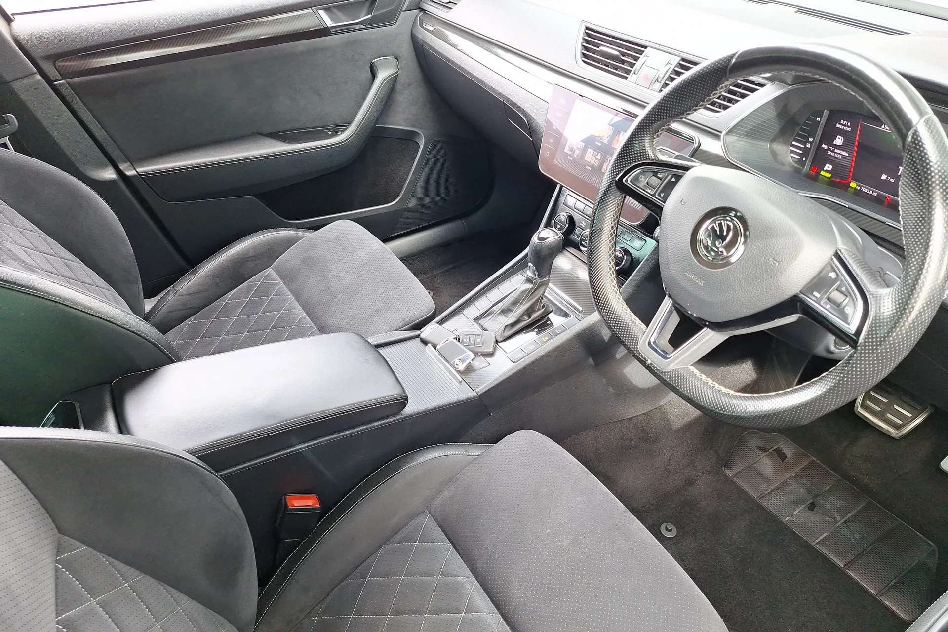 2020 SKODA SUPERB 2020 SKODA SUPERB