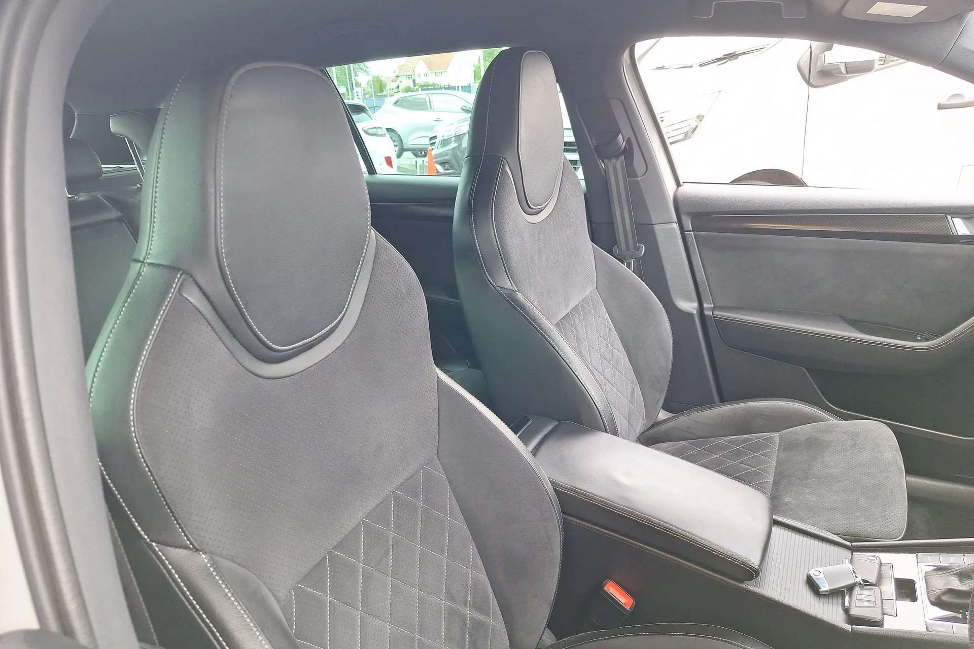 2020 SKODA SUPERB 2020 SKODA SUPERB