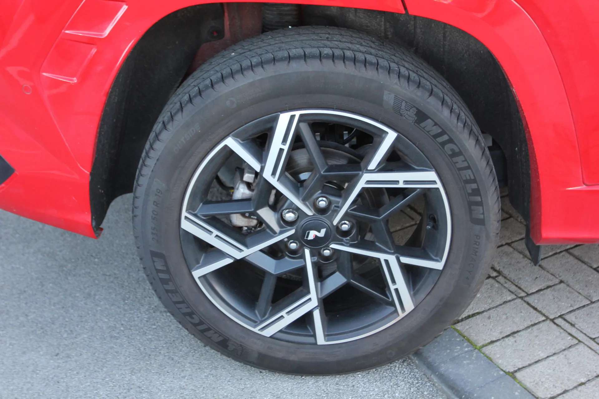 A 2024 HYUNDAI TUCSON 1.6T Hybrid N Line S 5dr Auto A 2024 HYUNDAI TUCSON 1.6T Hybrid N Line S 5dr Auto