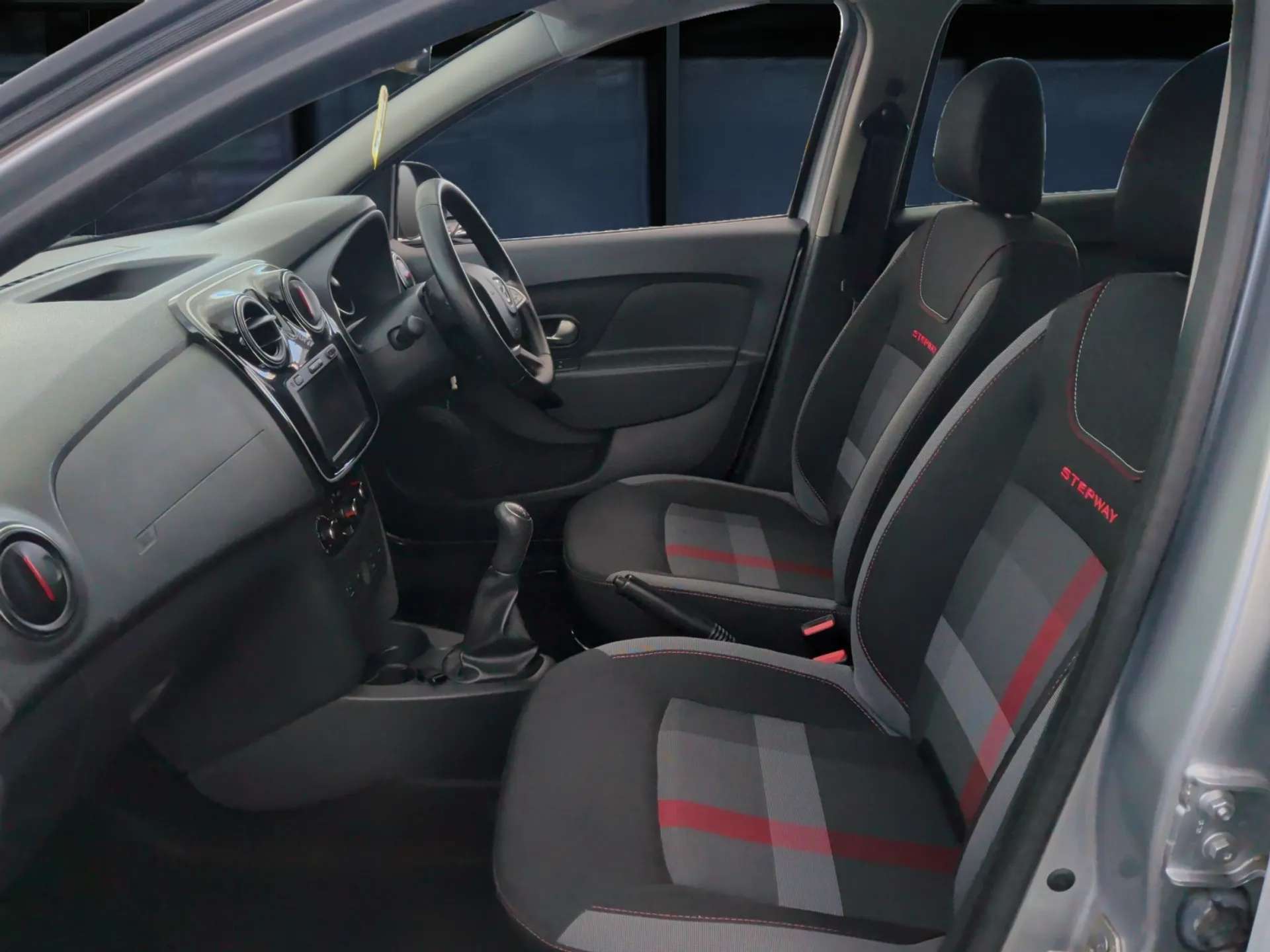 2019 DACIA SANDERO STEPWAY 2019 DACIA SANDERO STEPWAY