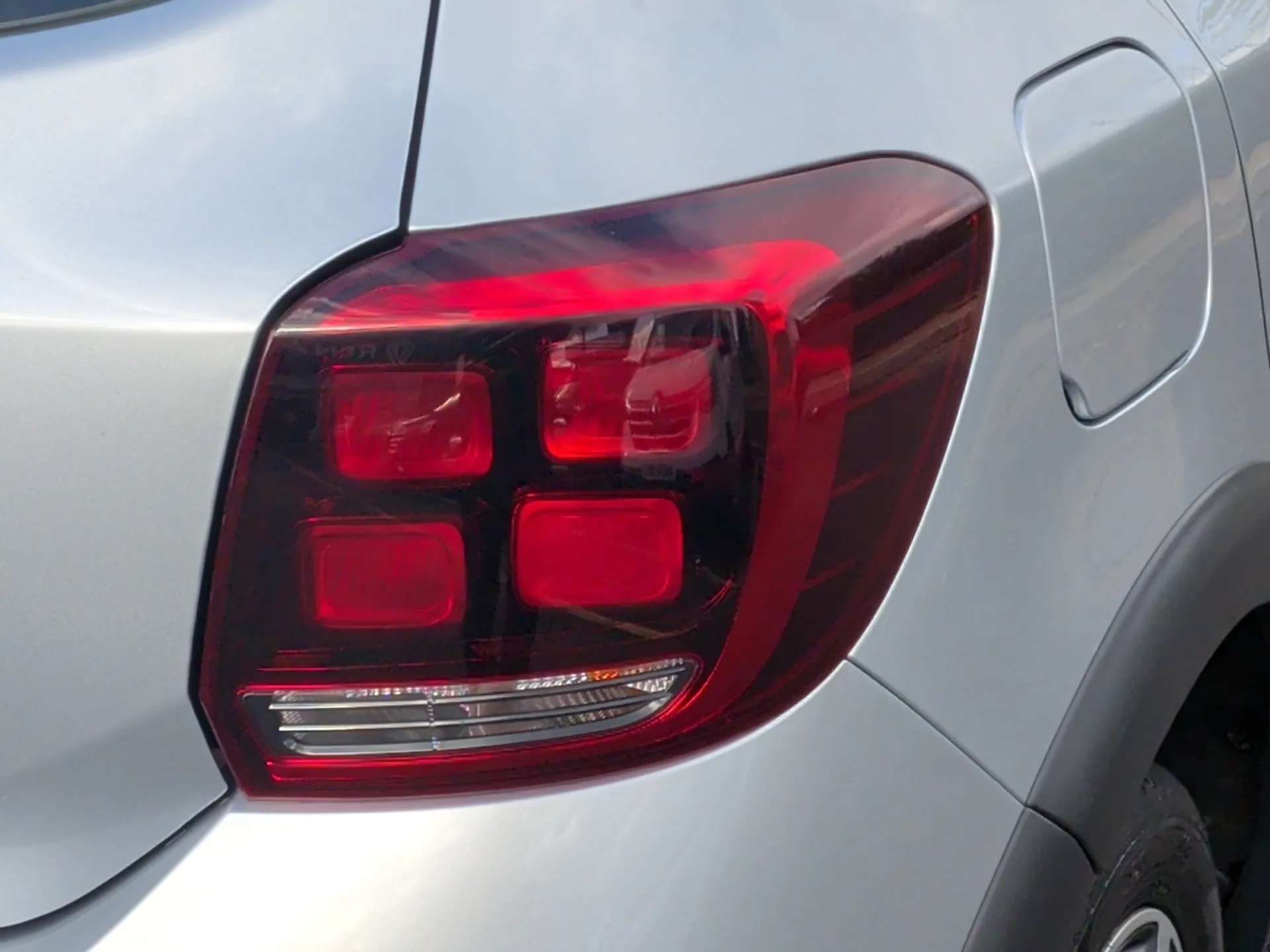 2019 DACIA SANDERO STEPWAY 2019 DACIA SANDERO STEPWAY