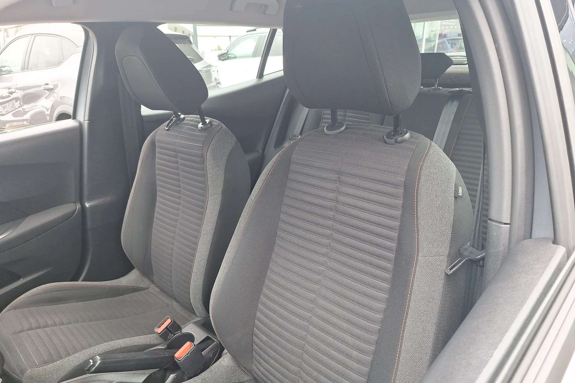 2020 PEUGEOT 2008 2020 PEUGEOT 2008