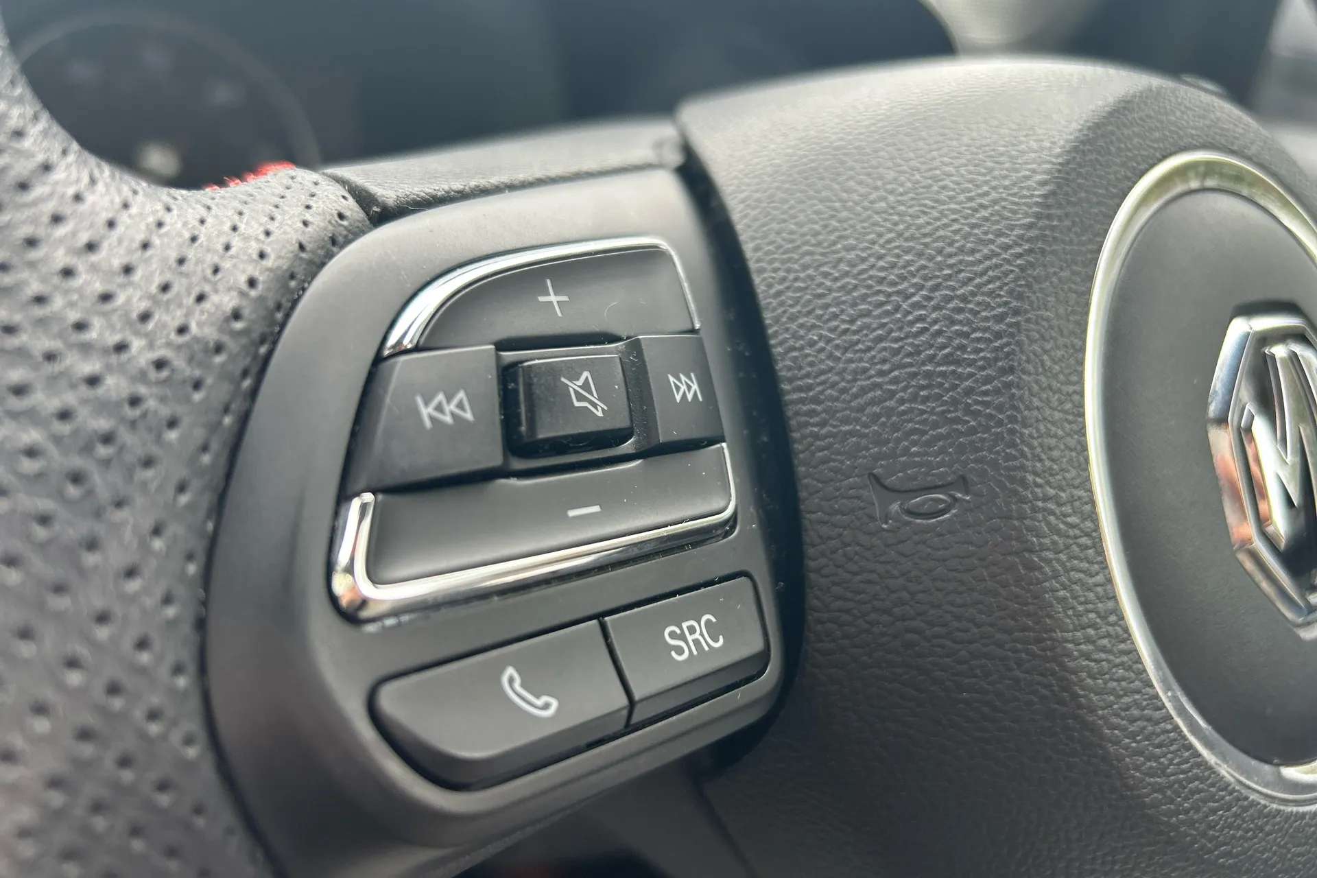 2023 MG ZS 2023 MG ZS