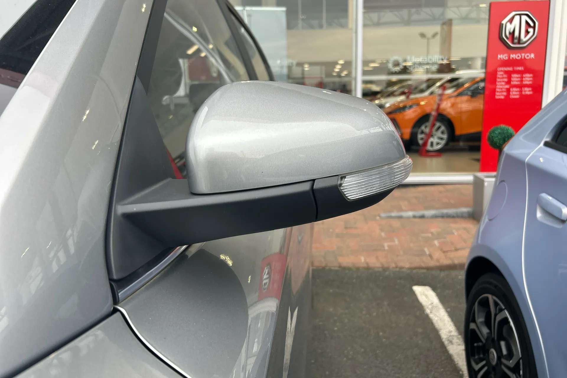 2023 MG ZS 2023 MG ZS
