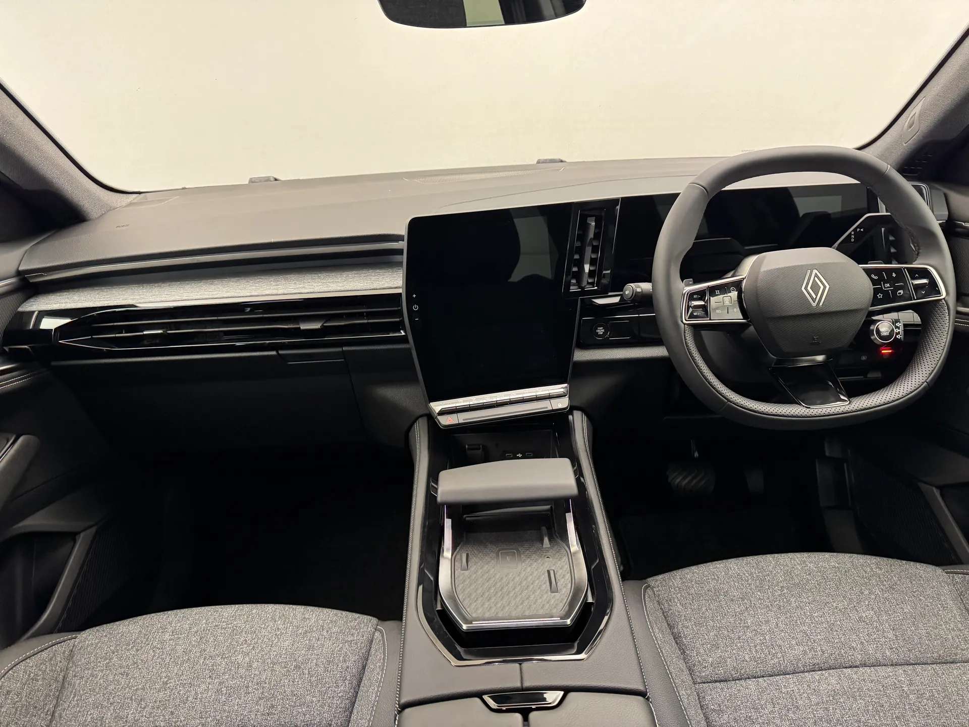 2025 RENAULT AUSTRAL 2025 RENAULT AUSTRAL