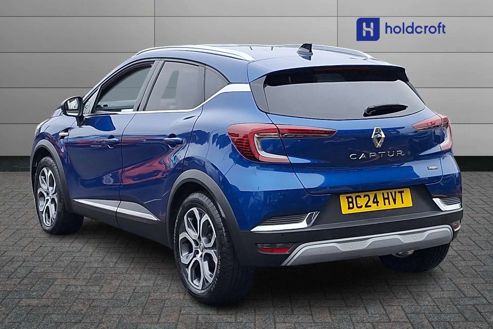 A 2024 RENAULT CAPTUR 1.6 E-Tech full hybrid 145 Techno 5dr Auto A 2024 RENAULT CAPTUR 1.6 E-Tech full hybrid 145 Techno 5dr Auto