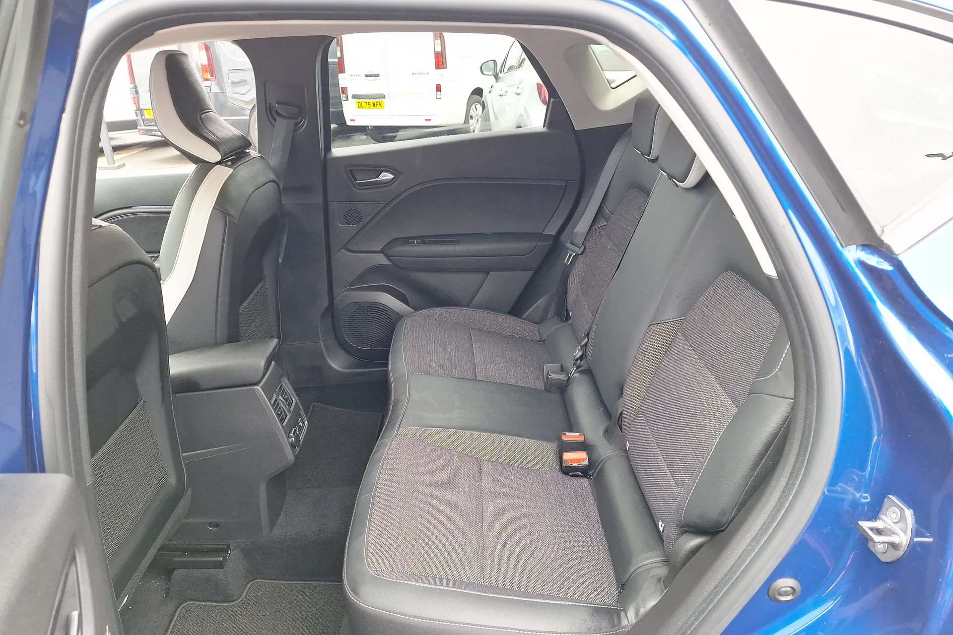 2024 RENAULT CAPTUR 2024 RENAULT CAPTUR