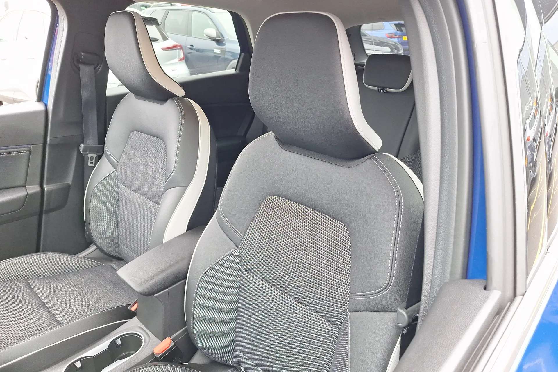 2024 RENAULT CAPTUR 2024 RENAULT CAPTUR