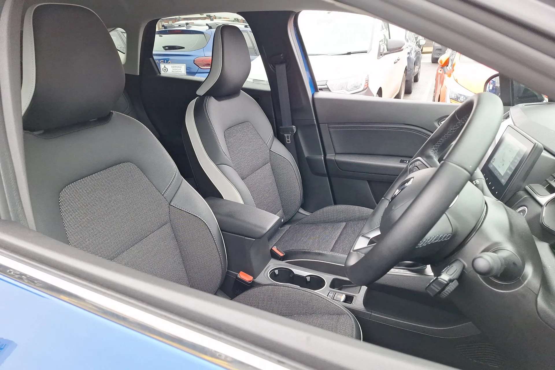 2024 RENAULT CAPTUR 2024 RENAULT CAPTUR