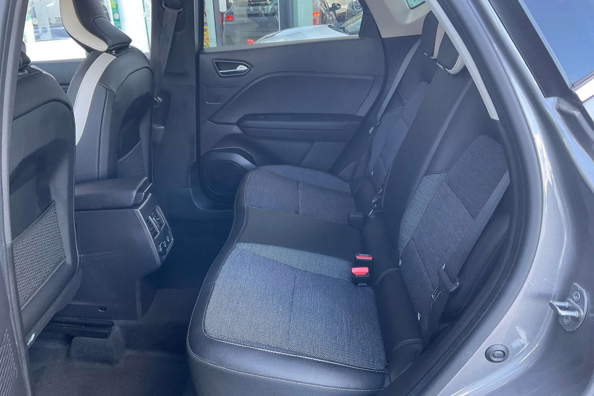 2023 RENAULT CAPTUR 2023 RENAULT CAPTUR