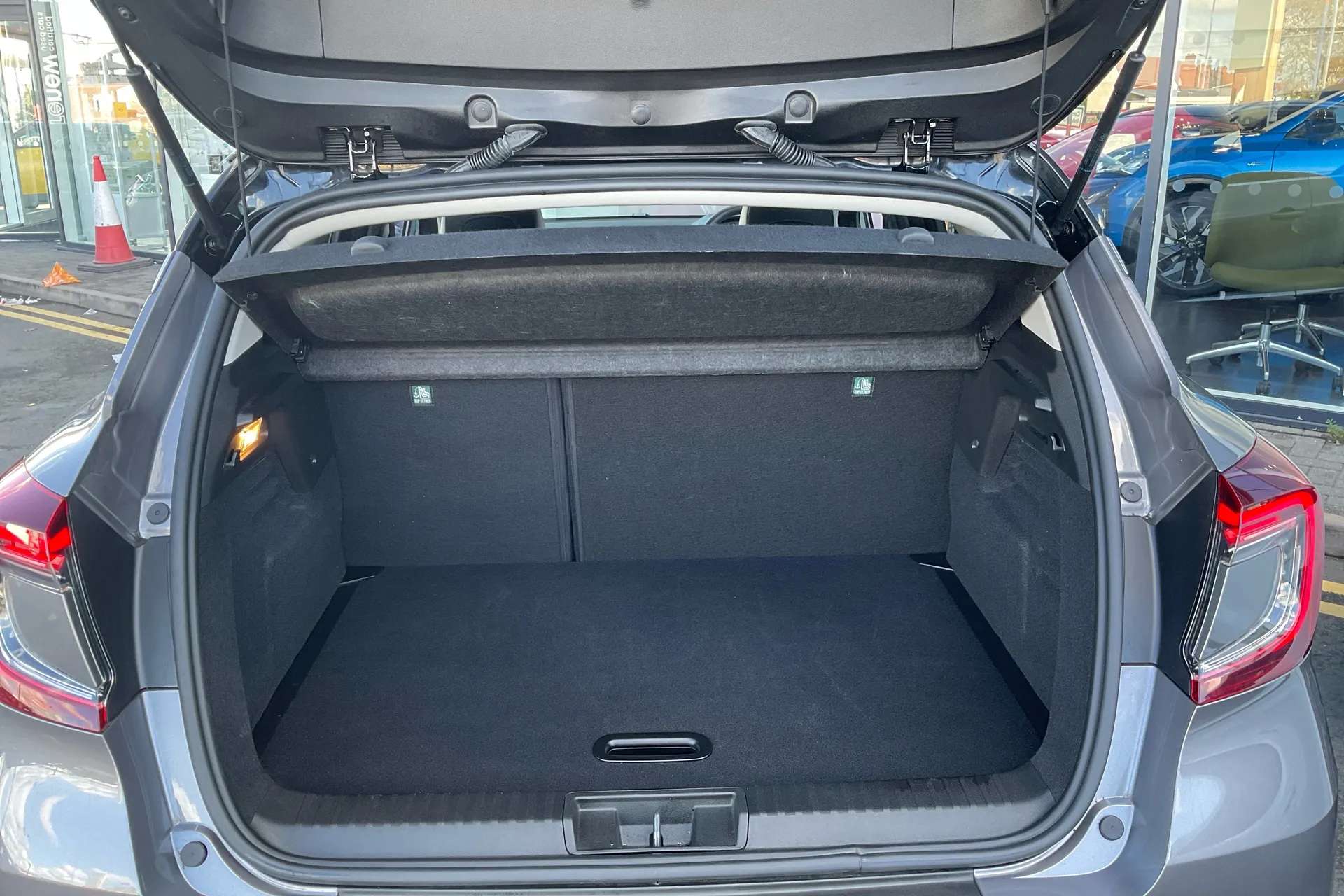 2023 RENAULT CAPTUR 2023 RENAULT CAPTUR