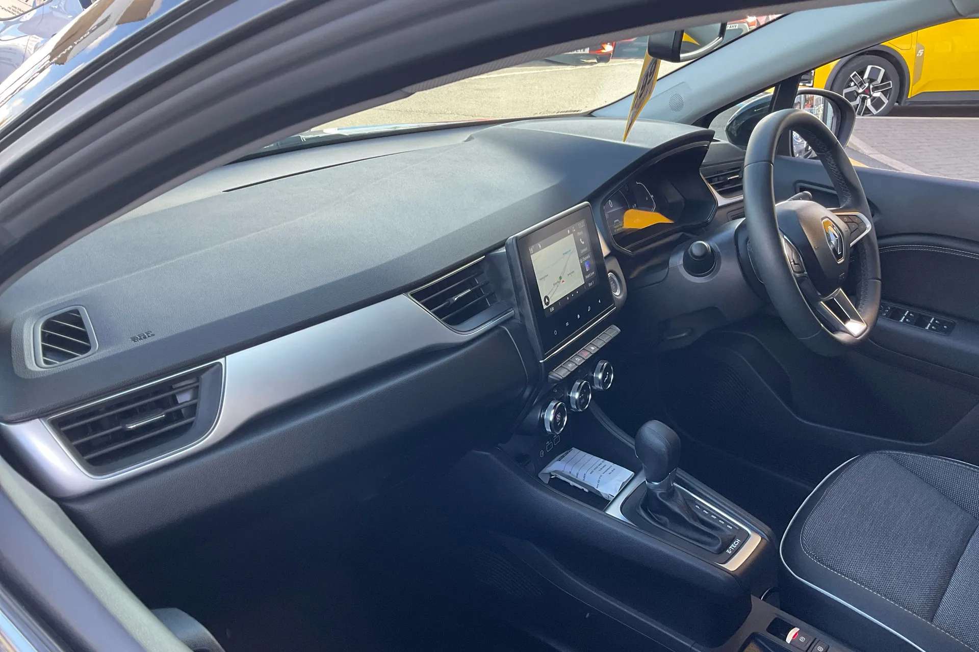 2023 RENAULT CAPTUR 2023 RENAULT CAPTUR