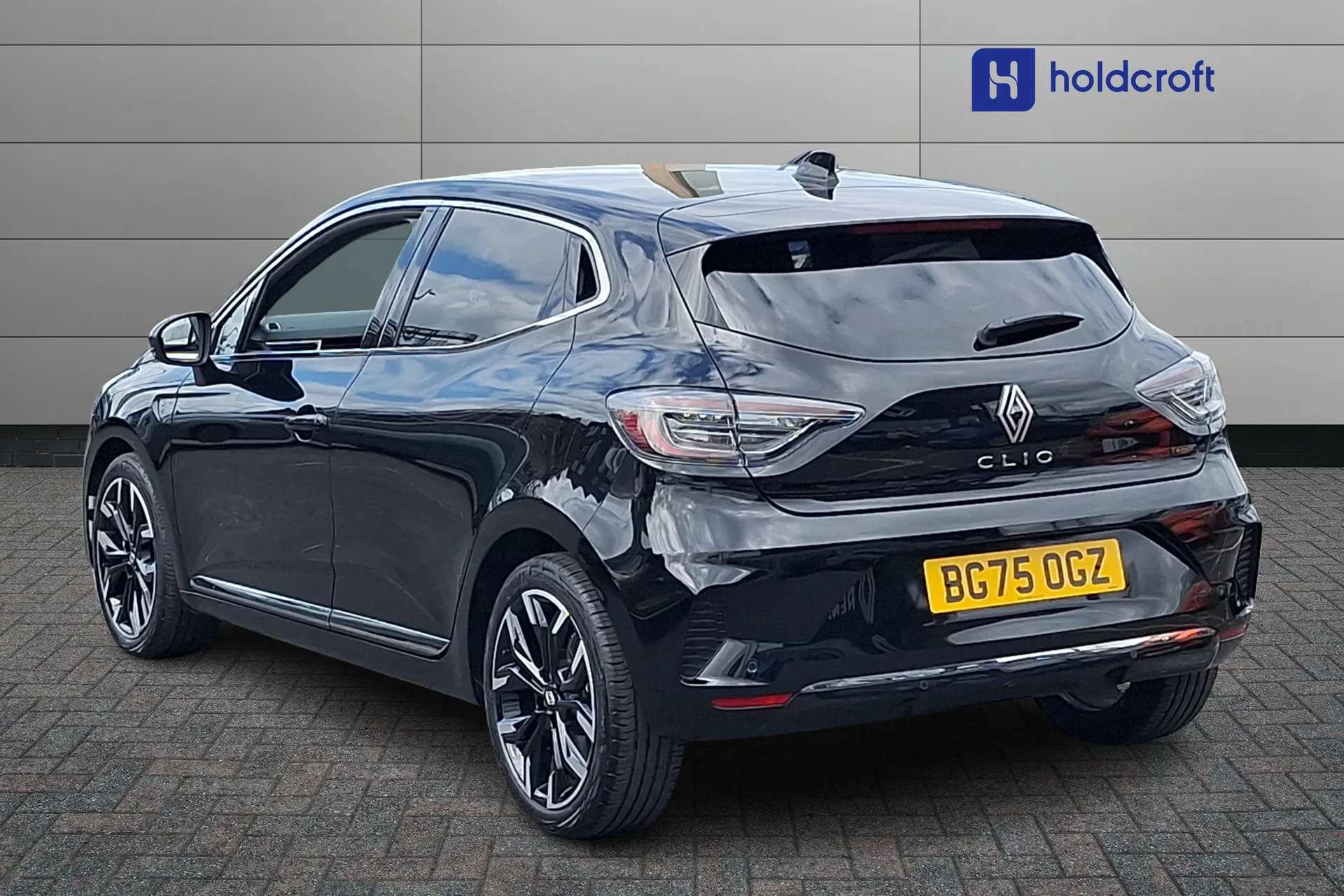A 2025 RENAULT CLIO 1.6 E-TECH full hybrid 145 Techno 5dr Auto A 2025 RENAULT CLIO 1.6 E-TECH full hybrid 145 Techno 5dr Auto