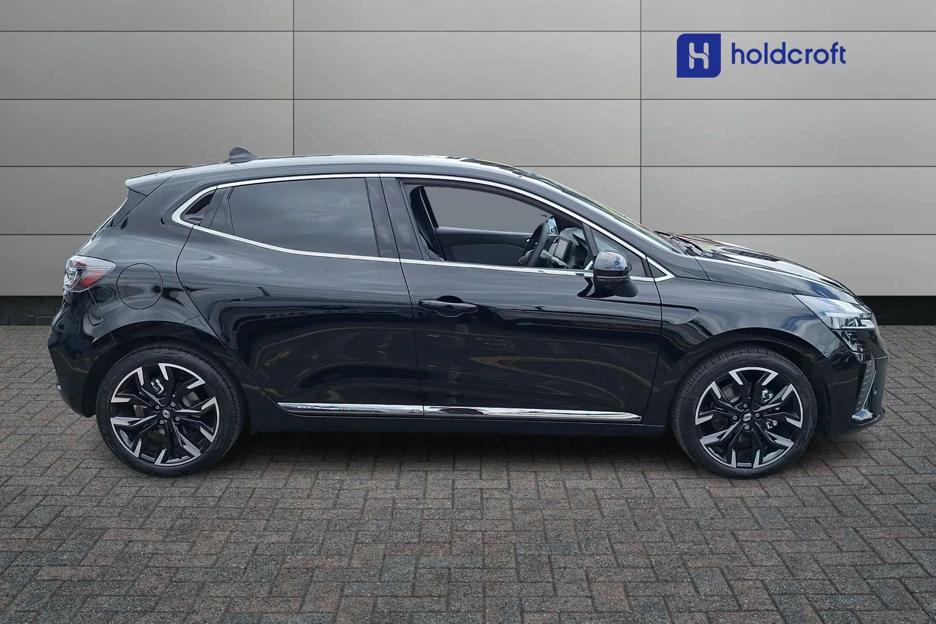 2025 RENAULT CLIO 2025 RENAULT CLIO
