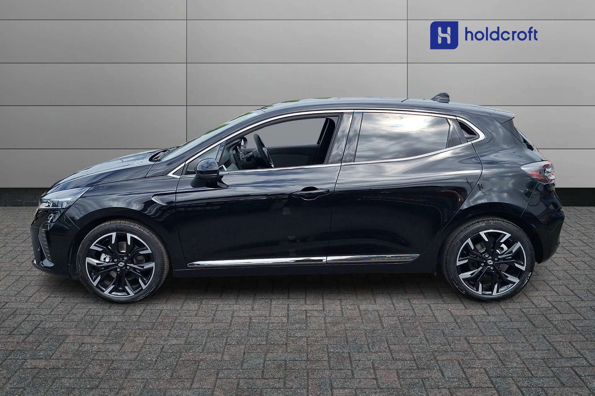 2025 RENAULT CLIO 2025 RENAULT CLIO
