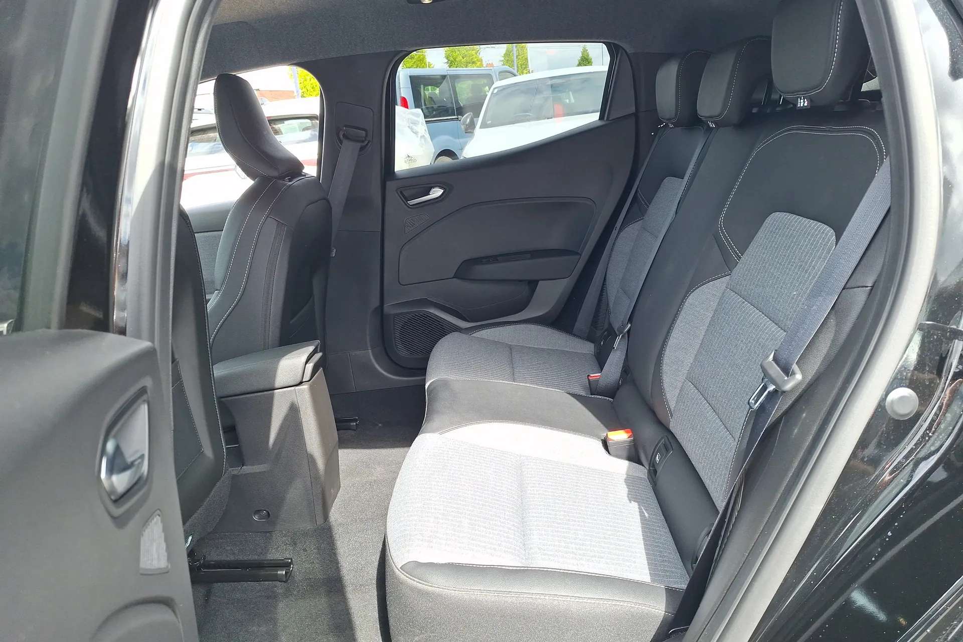 2025 RENAULT CLIO 2025 RENAULT CLIO