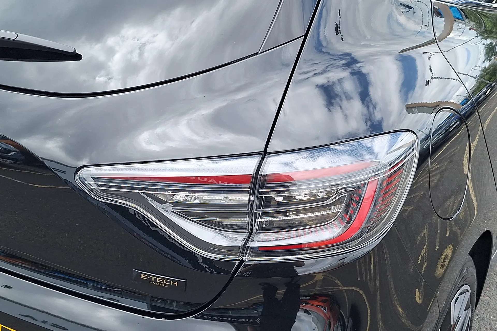 2025 RENAULT CLIO 2025 RENAULT CLIO