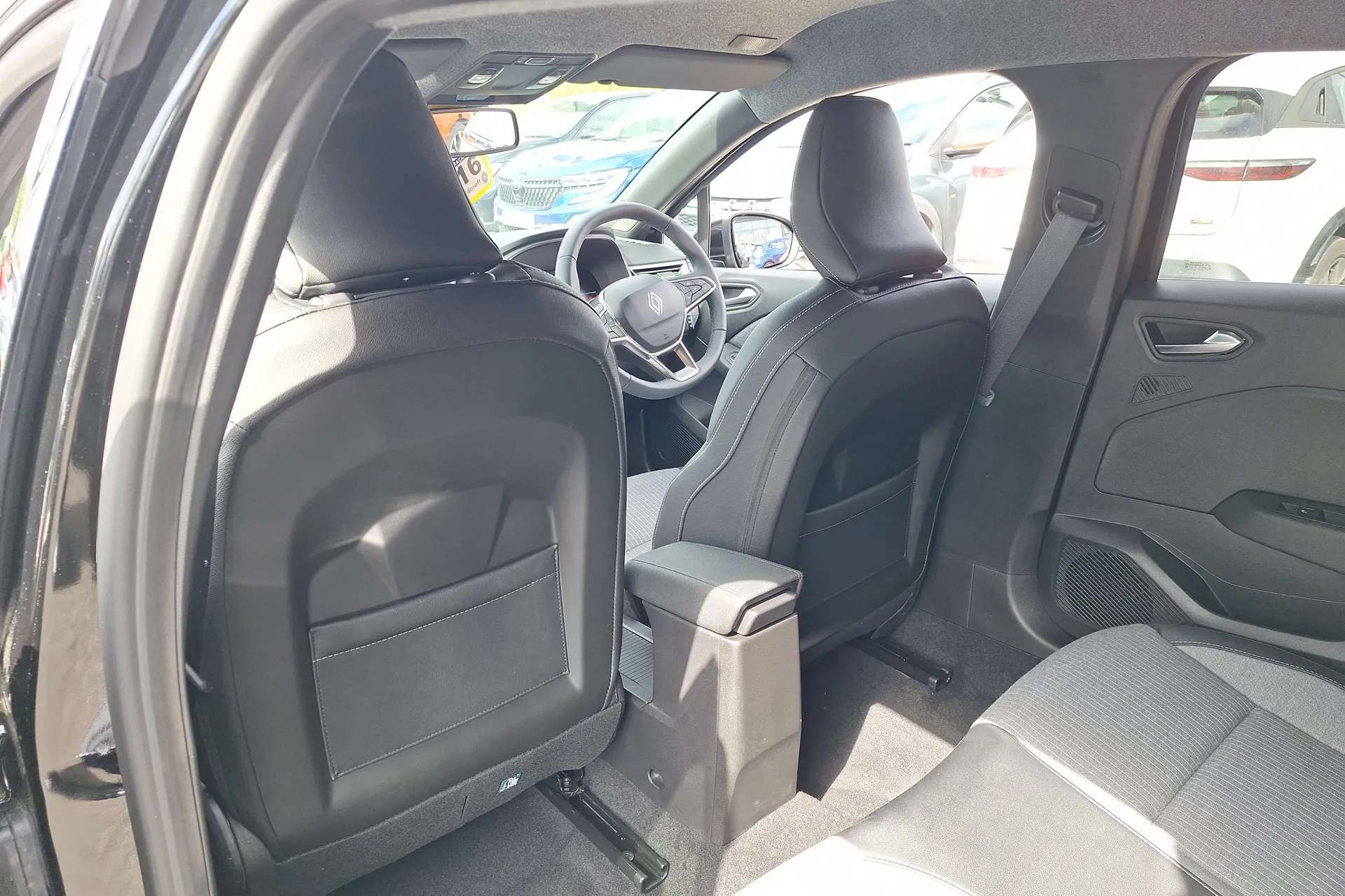 2025 RENAULT CLIO 2025 RENAULT CLIO