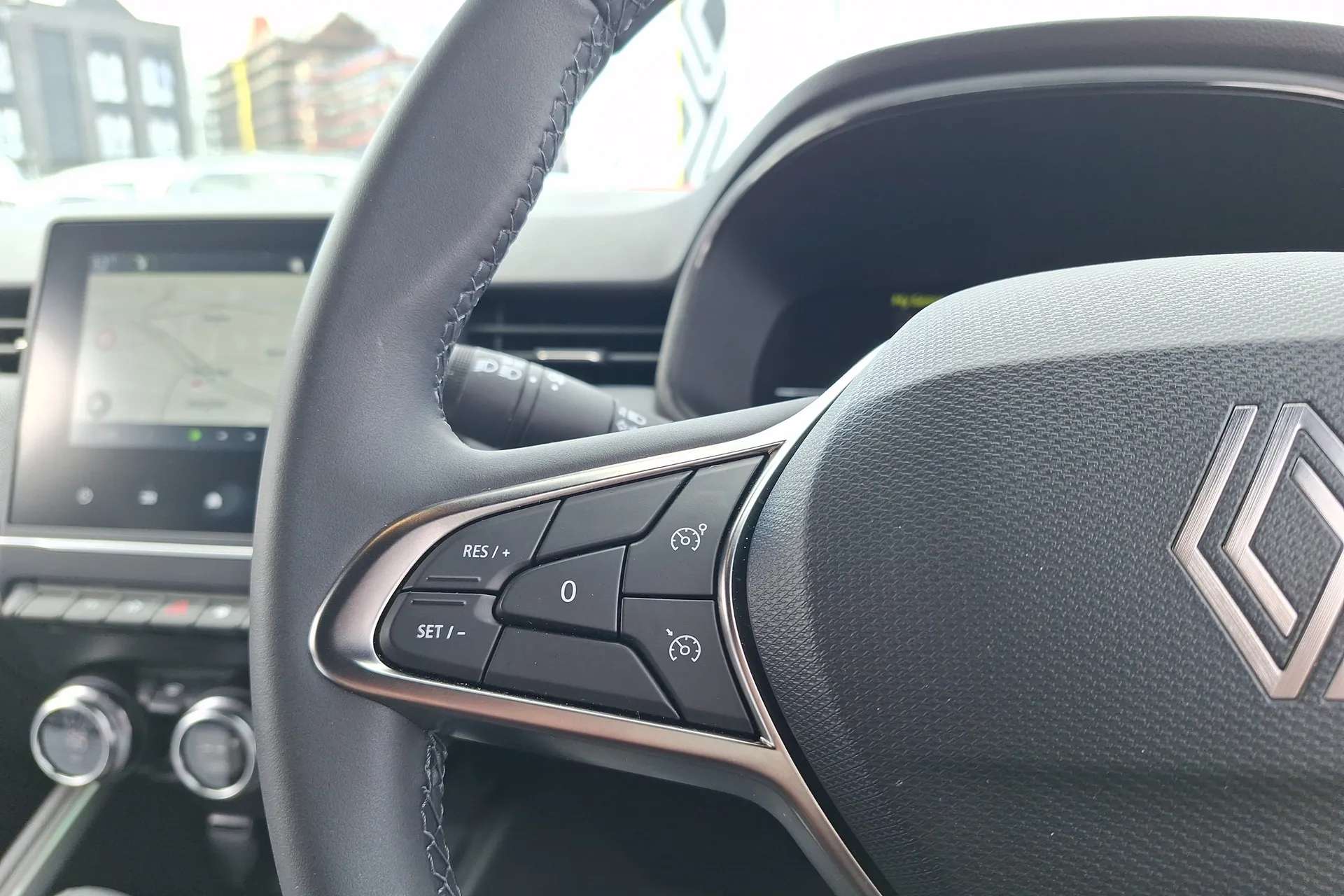 2025 RENAULT CLIO 2025 RENAULT CLIO
