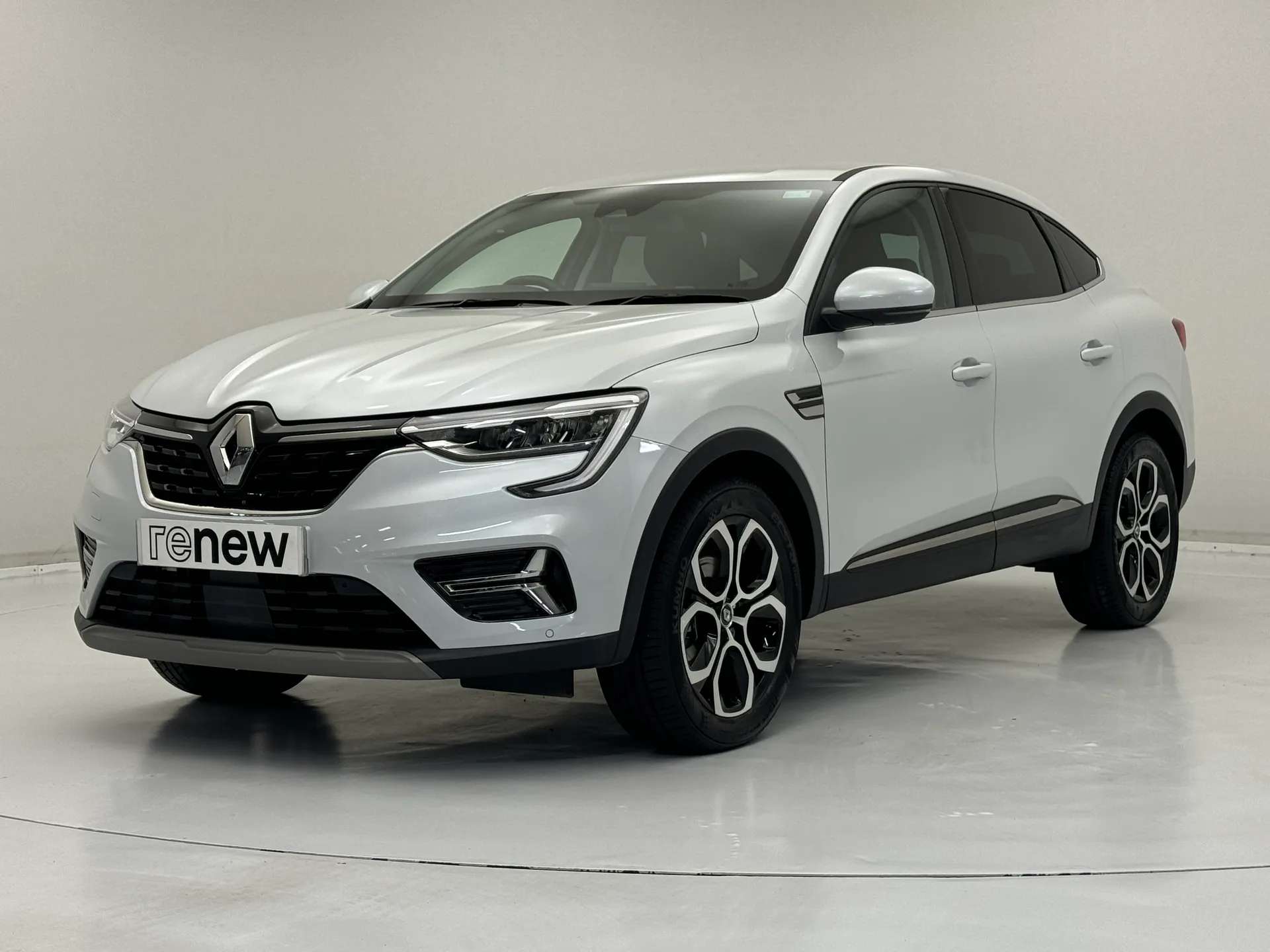 A 2023 RENAULT ARKANA 1.6 E-Tech full hybrid 145 Techno 5dr Auto A 2023 RENAULT ARKANA 1.6 E-Tech full hybrid 145 Techno 5dr Auto