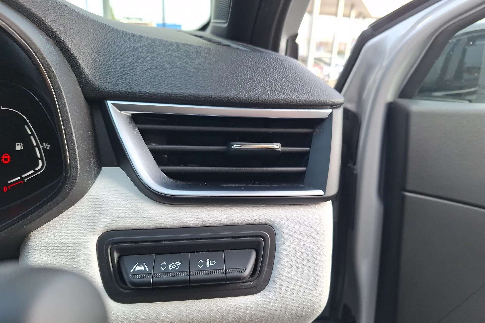 2023 RENAULT CLIO 2023 RENAULT CLIO