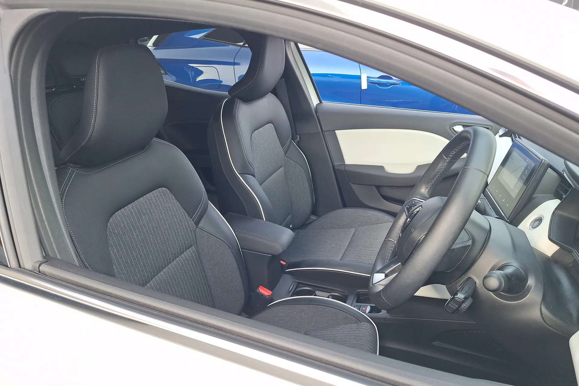 2023 RENAULT CLIO 2023 RENAULT CLIO